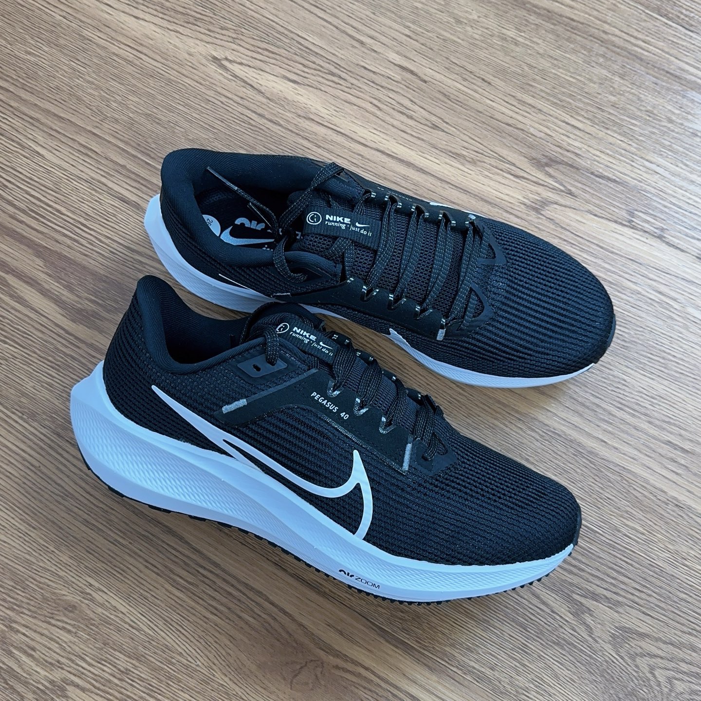 Nike Pegasus 40 Running Shoes with Cushioned Support - Black/White 3 i1753904744976 9439 0 1