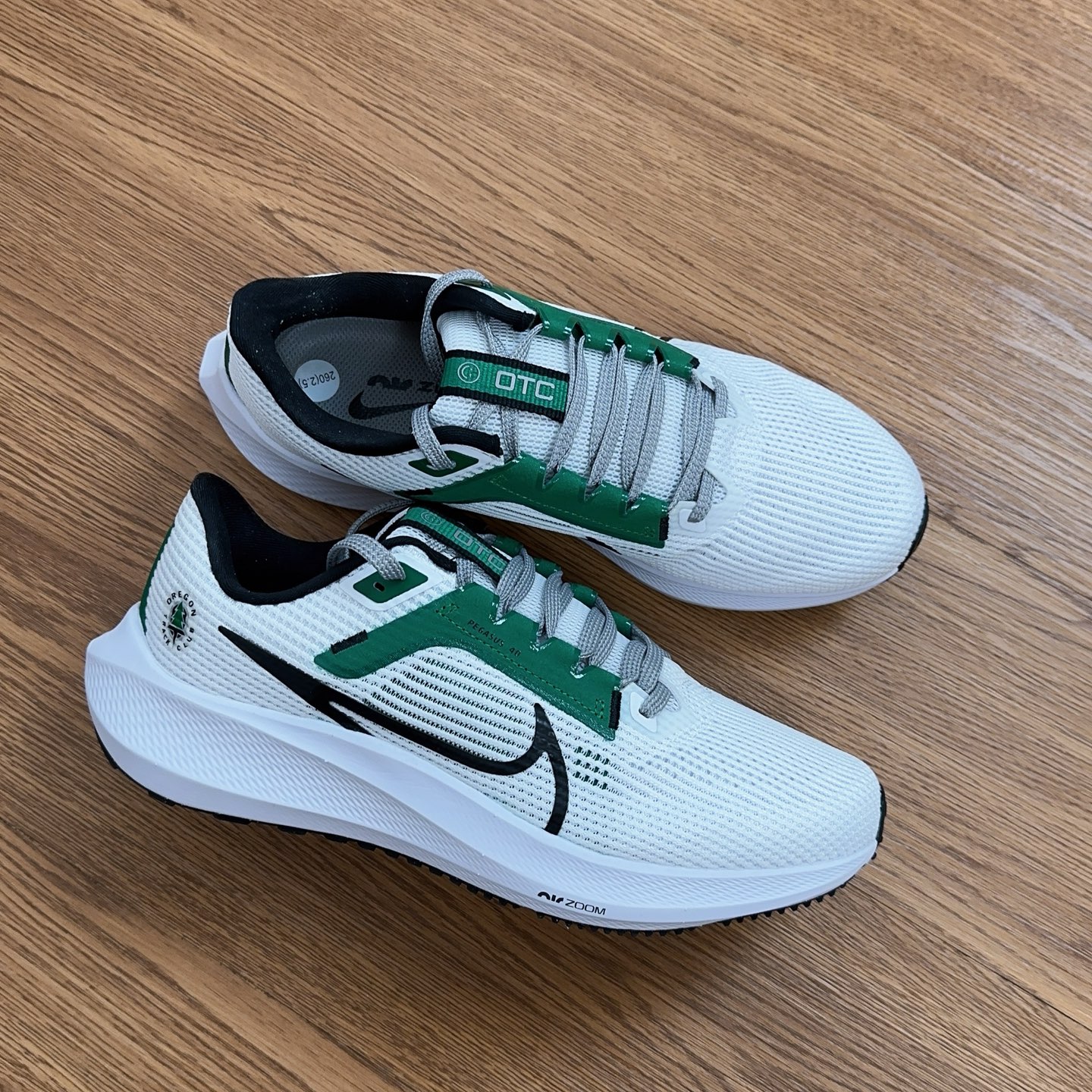 Nike Pegasus 40 Running Shoes - Premium Quality with Air Cushioning 7 i1753904806188 2334 0 5