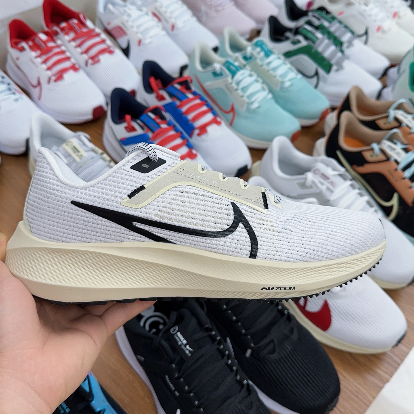 Nike Air Zoom Pegasus 40 - Premium Quality Running Shoes with Air Cushioning 4 i1753904838555 1209 0 3