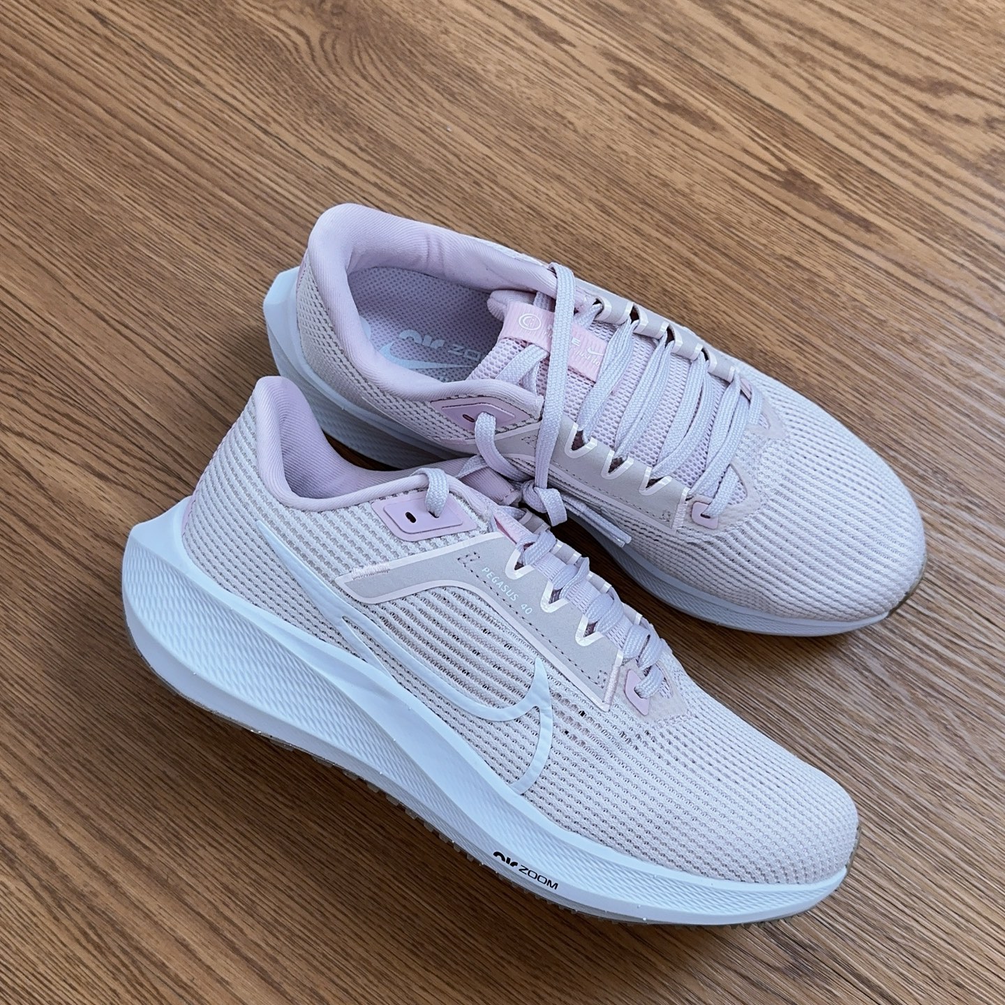 Nike Pegasus 40 Running Shoes with Air Cushioning - Premium Quality 3 i1753904901398 1404 0 2
