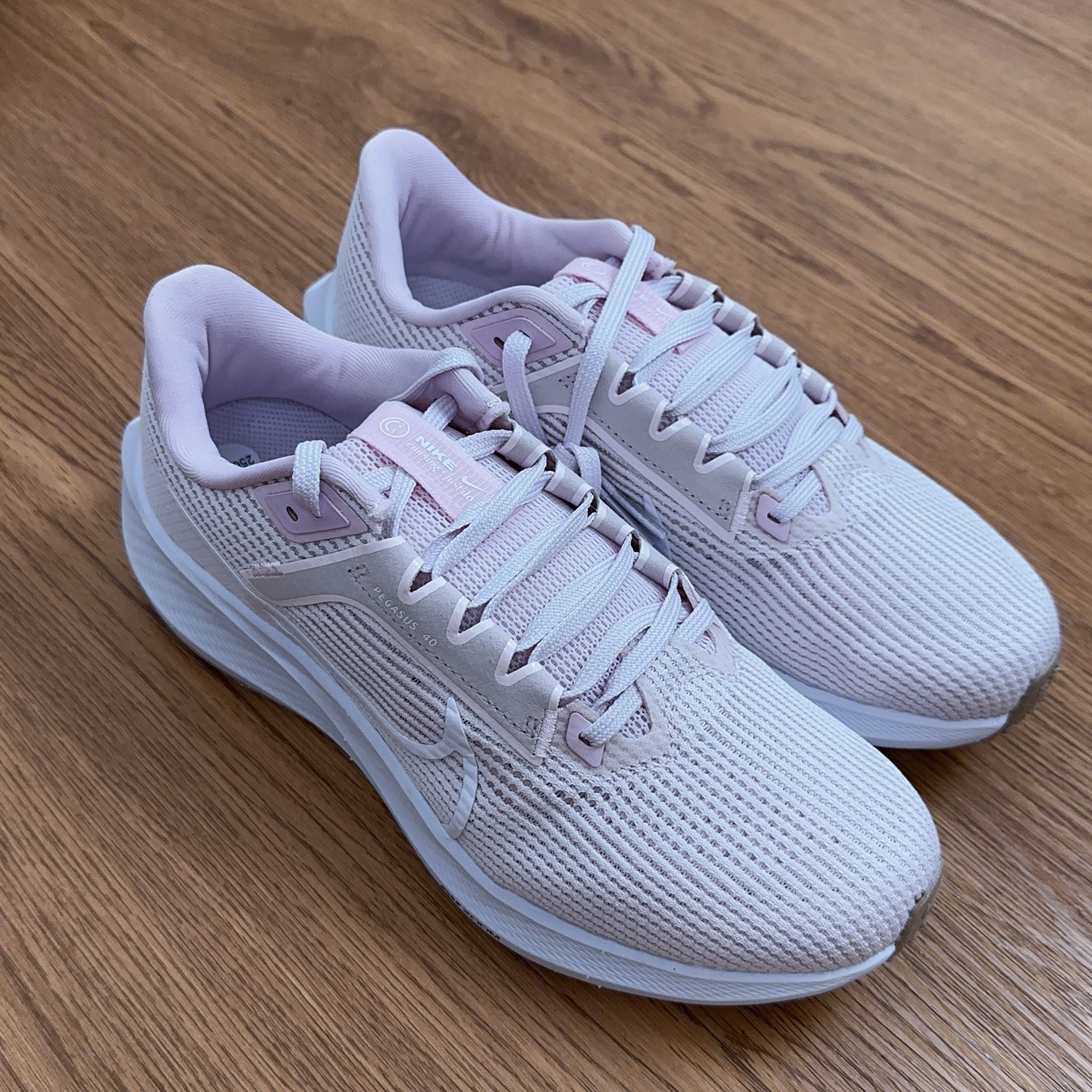 Nike Pegasus 40 Running Shoes with Air Cushioning - Premium Quality 2 i1753904901463 6448 0 1