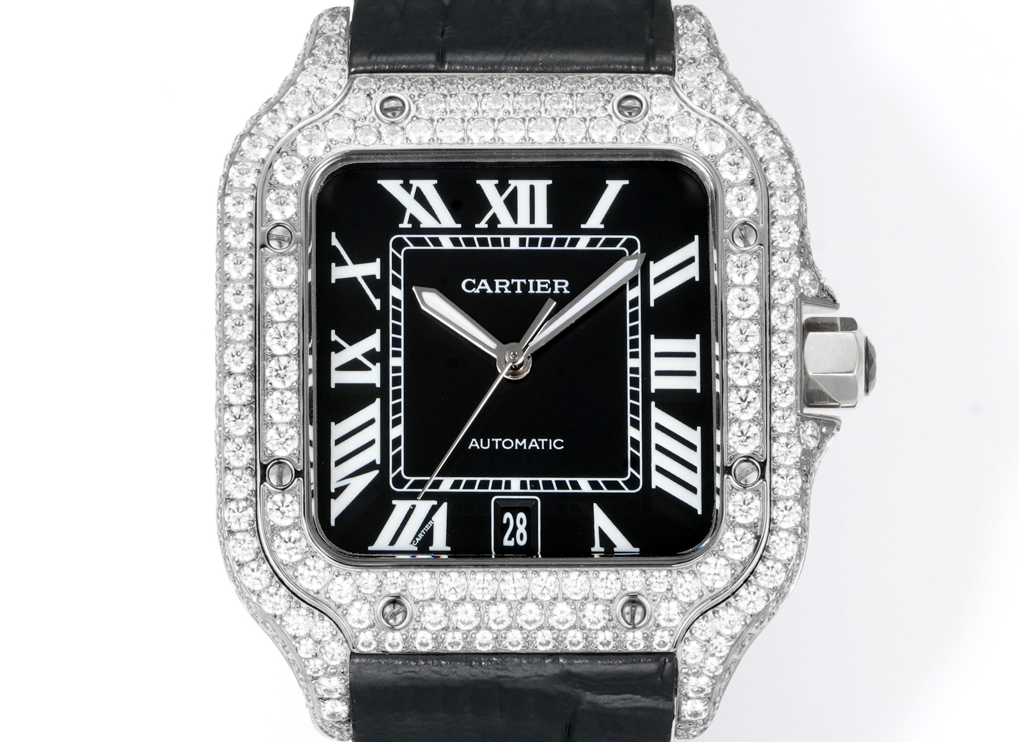 Cartier Santos 100 XL, caja y bisel de oro blanco engastados con diamantes, esfera negra, correa de piel negra, 38 mm, automático para hombre.