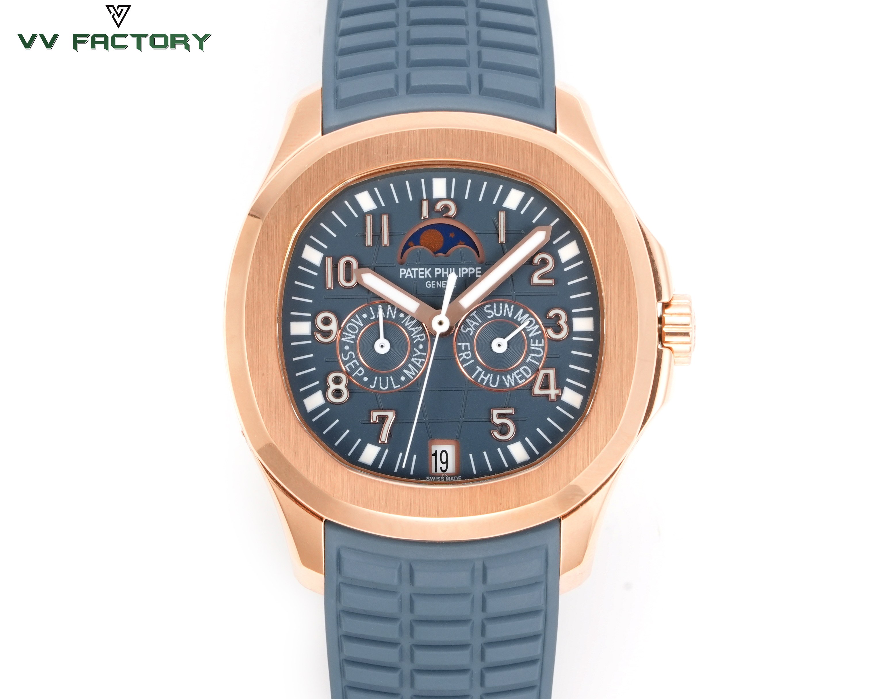NO:553260,VV factory's latest model [celebration] Patek Philippe's Aquanaut series launches the first newly added convenient and practical complex function watch 5261-001 Smiling Thunder King [Sun] 1 The original matching fluorine rubber strap is molded, comfortable to wear, and adaptable all day long. The customized fluorine rubber strap is soft and skin-friendly, with upgraded anti-wear and durability; the folding clasp can be adjusted with one button, seamless switching between business and leisure, interpreting the wearing philosophy of 'elegant and easy to go'. 2  The movement adopts an imported and corrected version of the official movement. The ultra-thin craftsmanship movement is stable, automatic winding, and the left balance wheel position is correct!  3 This watch is particularly distinctive from other Patek Philippe timepieces that are also equipped with an annual calendar display. The date and moon phase windows are located at 6 o'clock and 12 o'clock respectively, and there are auxiliary dials for the day and month at 3 o'clock and 9 o'clock.  The case and bezel adopt the iconic arc-shaped octagonal shape, combined with contrasting polishing and satin treatments. The gray-blue dial and strap are decorated with Aquanaut embossed patterns, Arabic numerals and Patton-style hands, all covered with white fluorescent coating, making reading clear at a glance.,,patek philippe19860909VV factory 最新款[庆祝] 百达翡丽Aquanaut系列推出首款新增便捷实用的复杂功能腕表 5261-001 笑脸雷王[太阳] 1 原装对版氟橡胶带开模,舒适佩戴,全天适配,定制氟橡胶表带柔软亲肤,抗磨耐用性升级；折叠式表扣一键调节,商务休闲无缝切换,诠释“优雅随行”的佩戴哲学. 2 机芯采用进口改对版官方机芯,超薄工艺机芯稳定,自动上弦,左摆轮位置对版！ 3 腕表比同样配备年历显示的其他百达翡丽时计格外与众不同.日期和月相视窗分别位于6时和12时位置,3时和9时位置则设有星期和月份辅助表盘. 表壳及表圈采用标志性的圆弧八角形造型,结合对比鲜明的抛光与缎纹处理.灰蓝色表盘及表带饰有Aquanaut浮雕图案,阿拉伯字块及巴顿式指针,均覆以白色荧光涂层,读时一目了然.,,patek philippe,Watch
