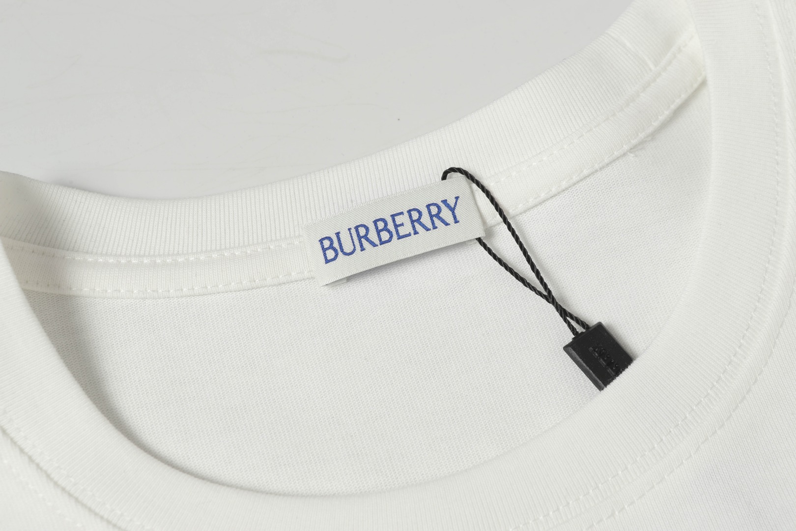 Thom Browne BURBERRY 巴宝莉/博柏利 TB印花 款短袖