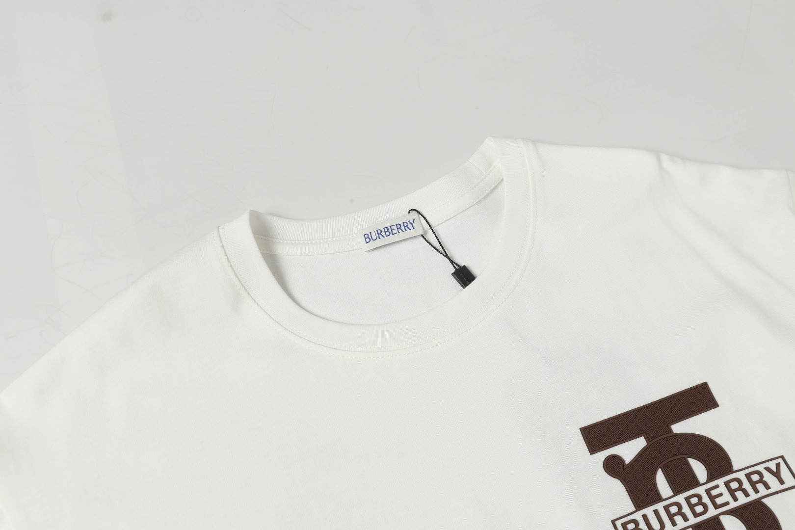 Thom Browne BURBERRY 巴宝莉/博柏利 TB印花 款短袖