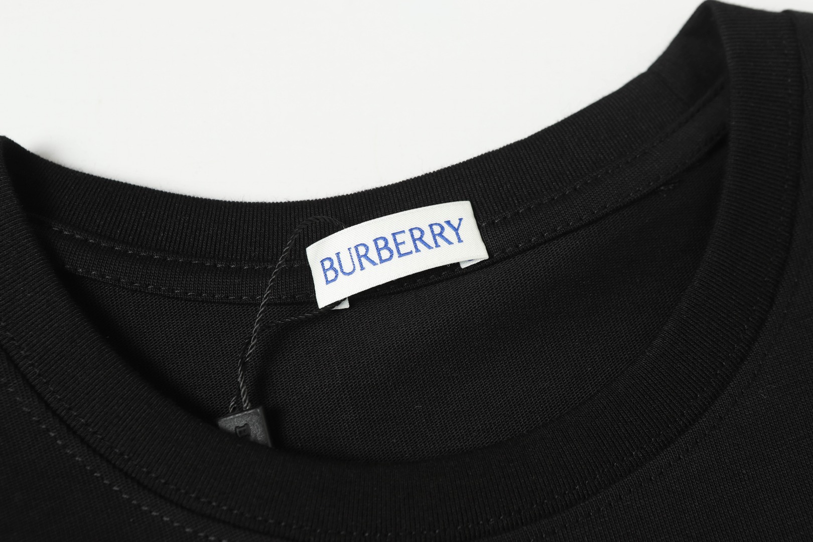 Thom Browne BURBERRY 巴宝莉/博柏利 TB印花 款短袖