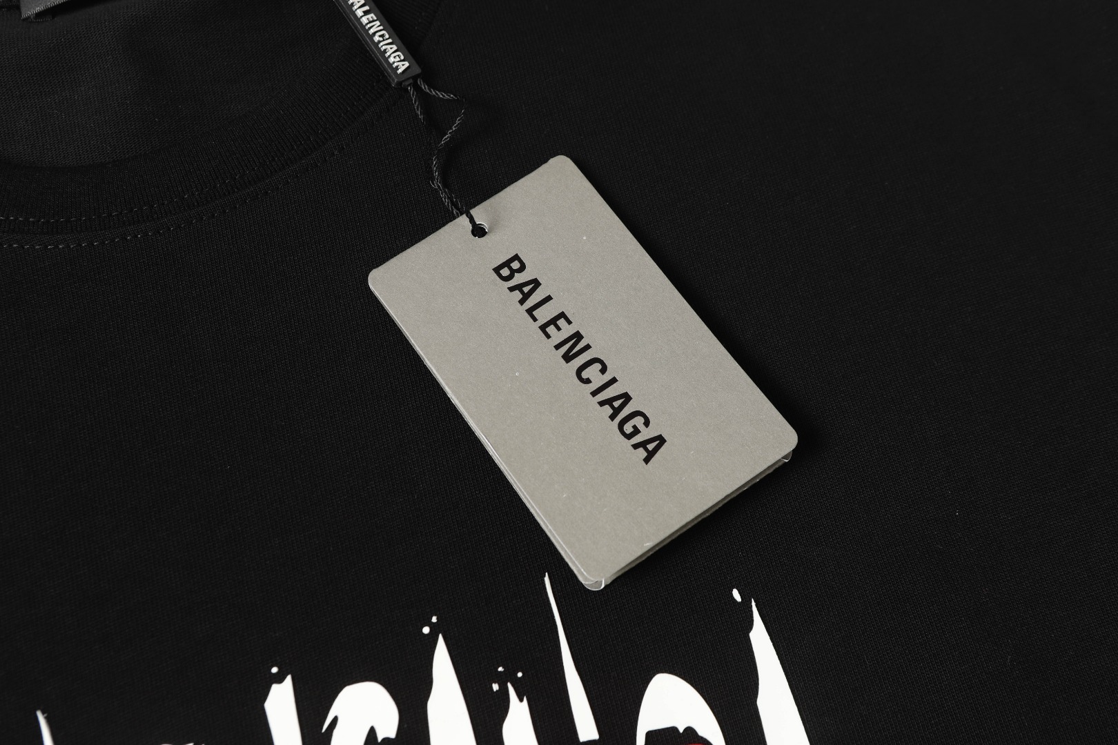 Balenciaga 巴黎世家2025硅胶立体印花T恤 撞色印花 立体硅胶层次分明 高级感十足