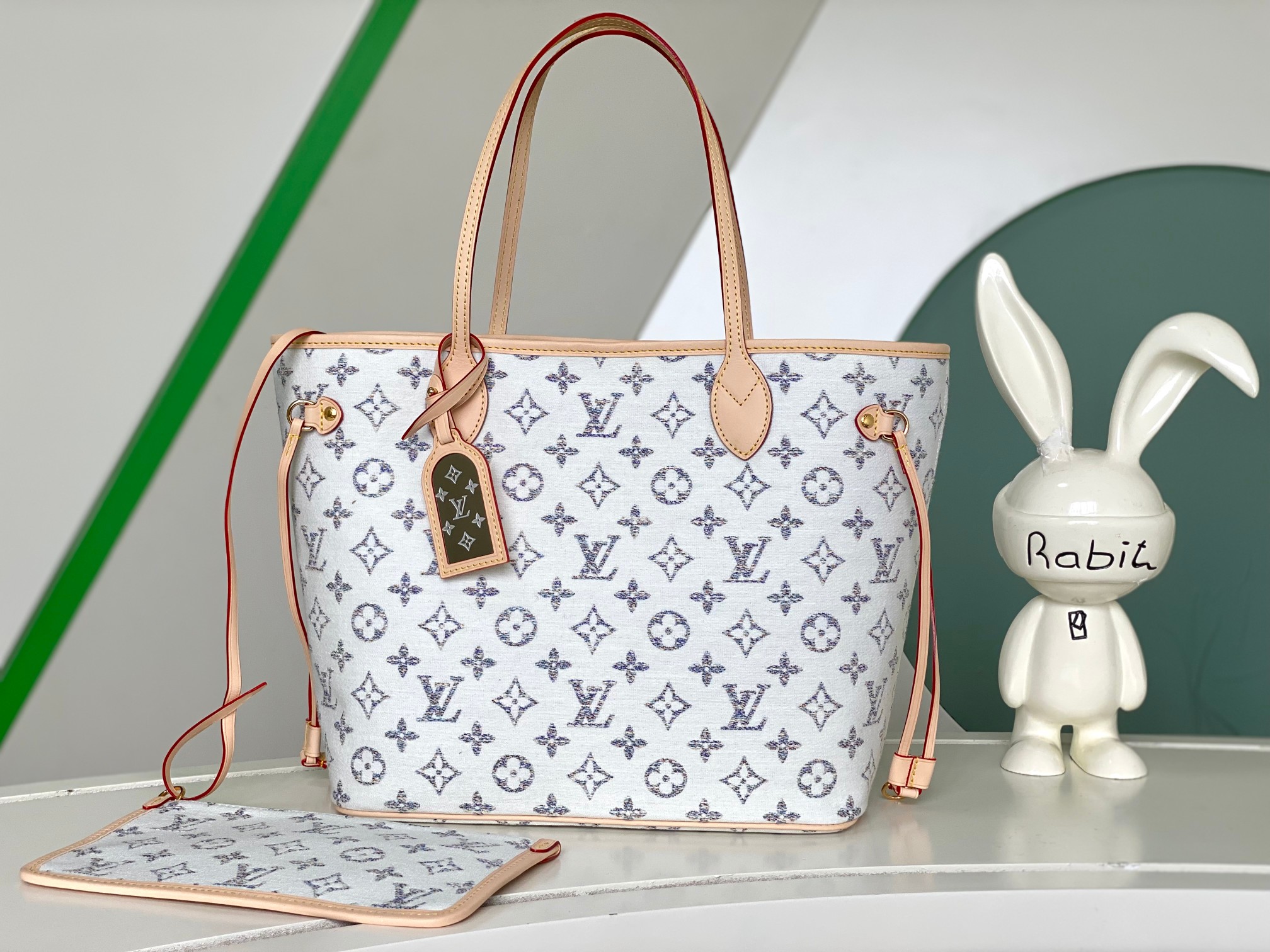 Louis Vuitton LV Neverfull AAA
 Bags Handbags Most Desired
 White Engraving M24905
