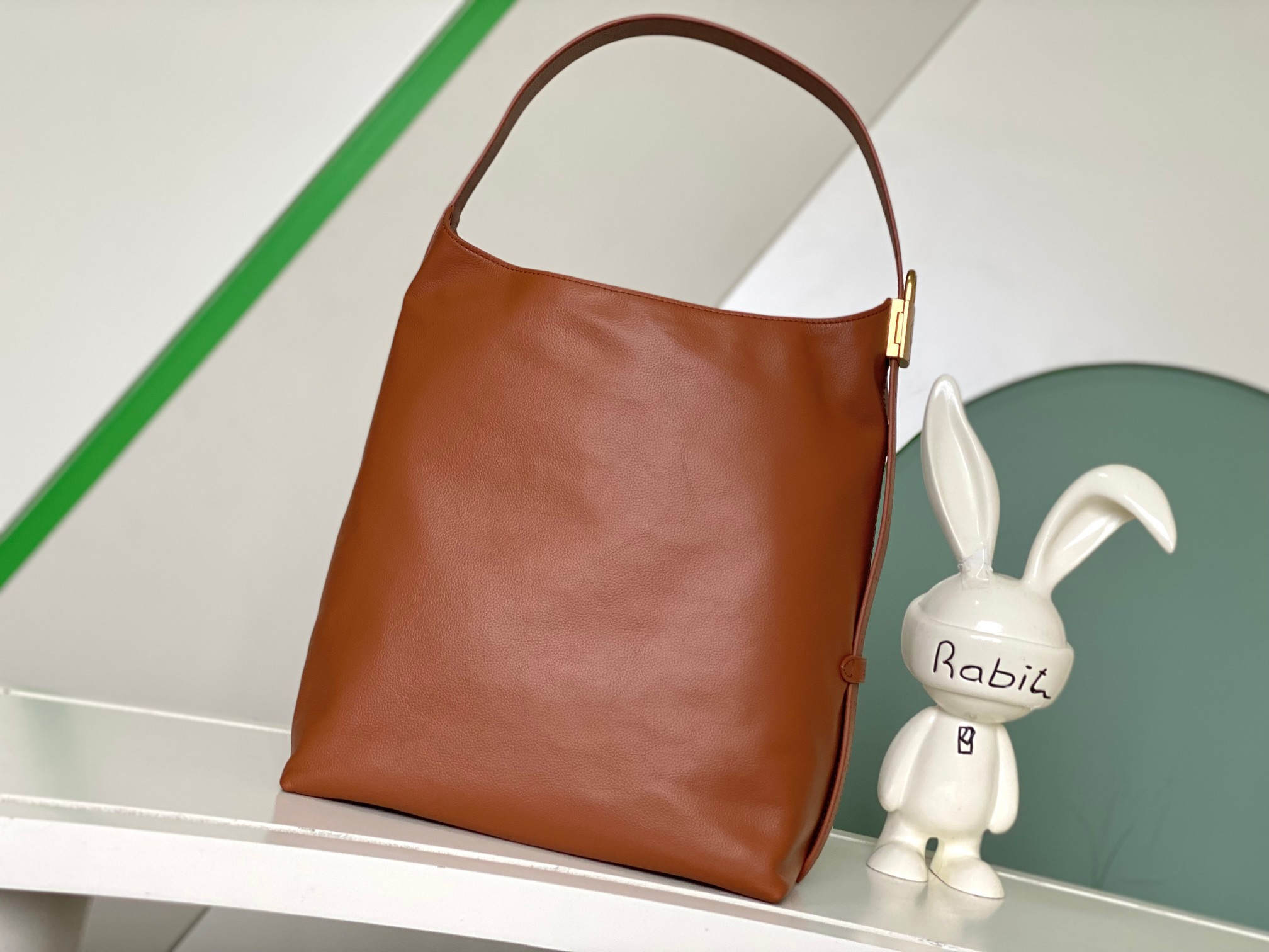 【海原外‬单 独实家‬拍 动态芯片】【Low Key Hobo 中号手袋】M24856 黑色 m2497