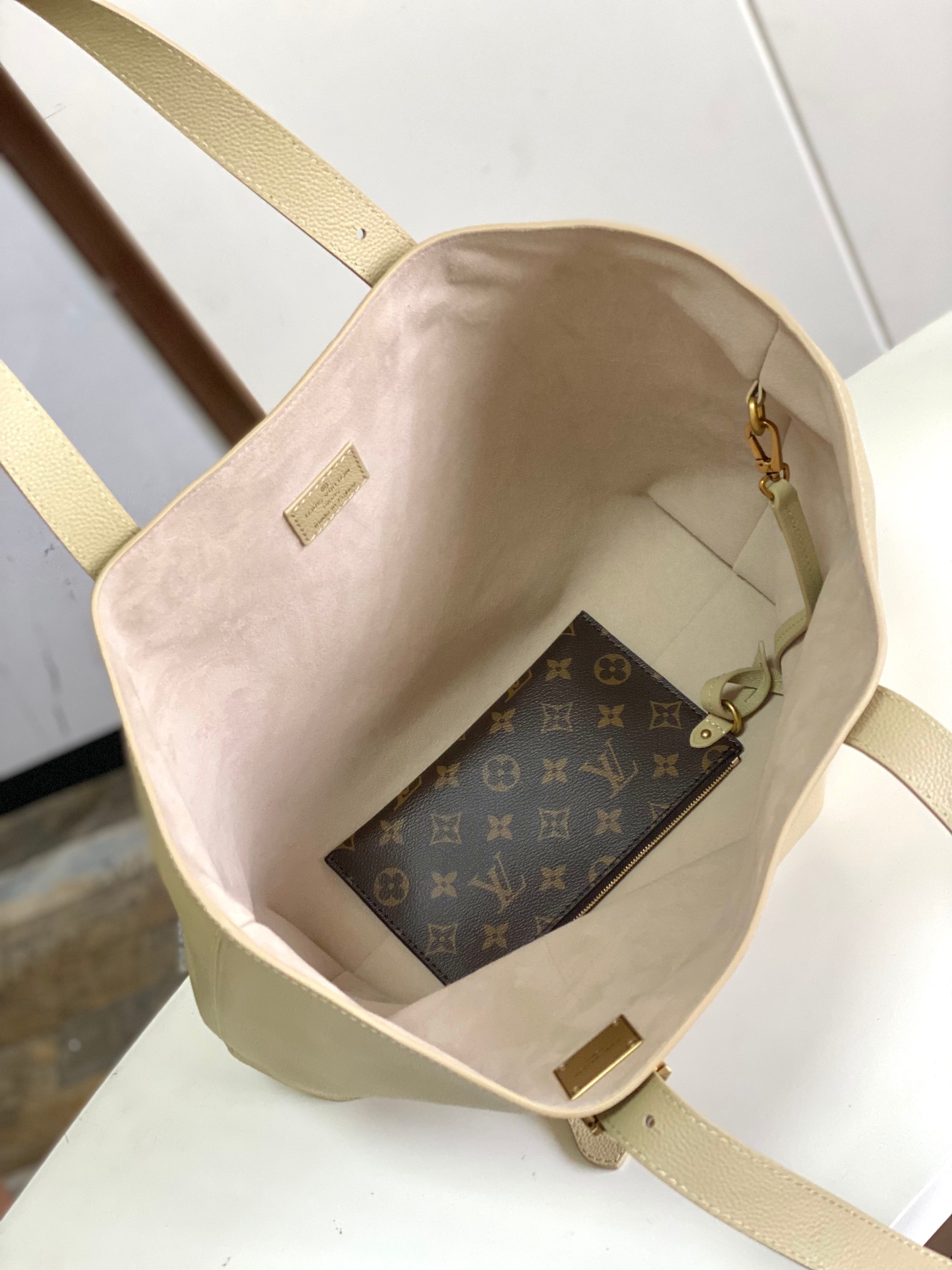 【海原外‬单 独实家‬拍 动态芯片】24988绿 【Low Key Hobo 中号手袋】M24856 黑