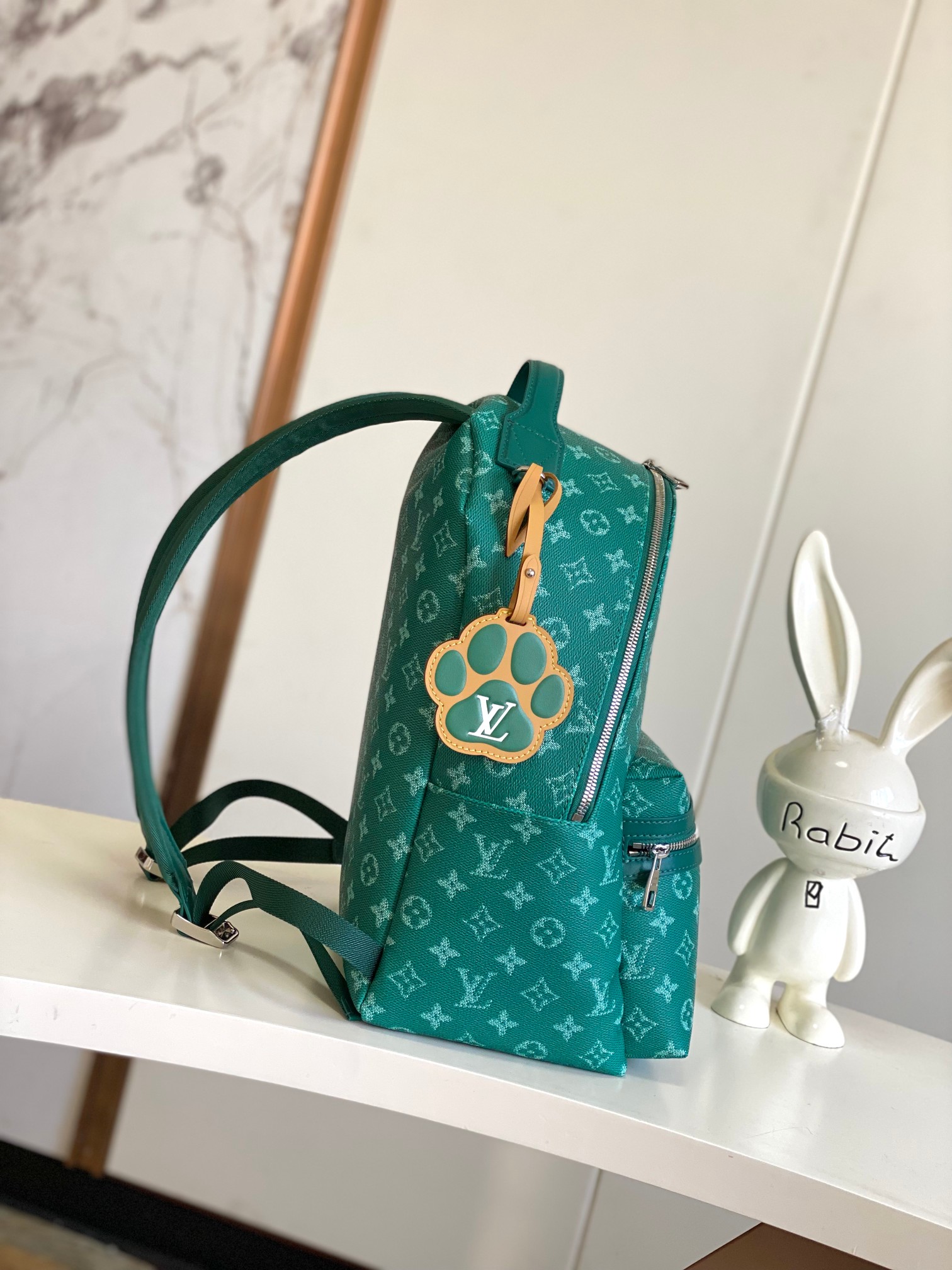 【海原外‬单 独实家‬拍】动态芯片  M12780绿 】本款 Discovery 小号双肩包取材 Mon
