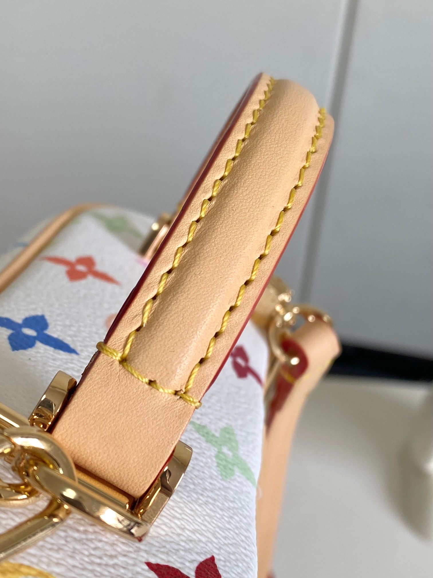【海原外‬单 独实家‬拍】半钢163芯片 M13662 本款Vanity Pouch手袋出自路易威登x村