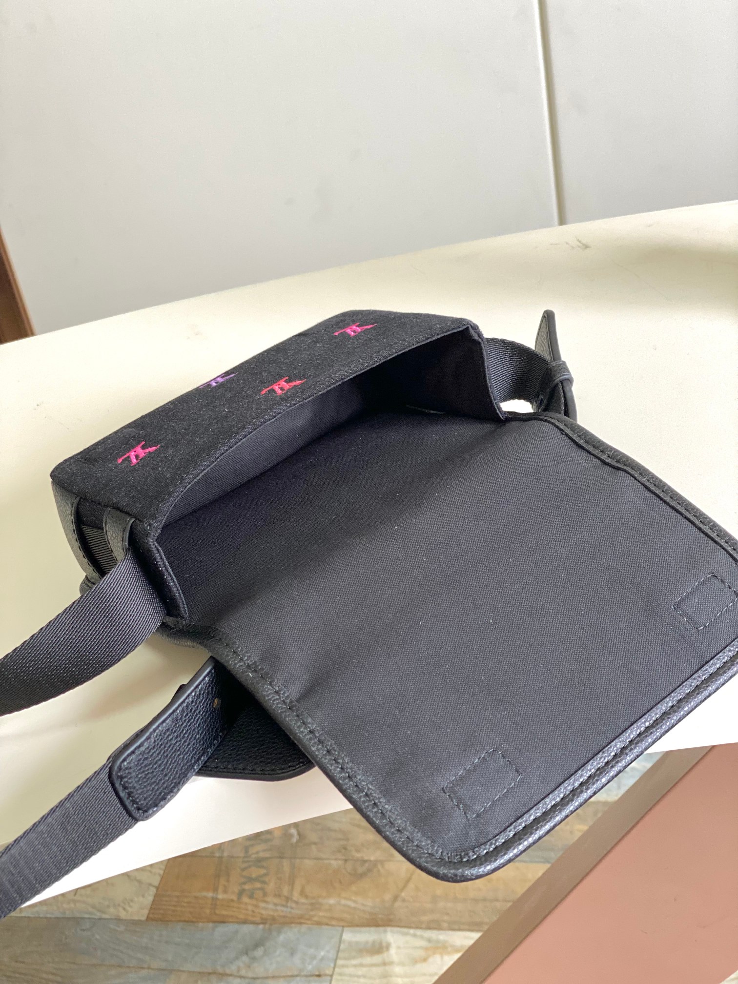 Louis Vuitton Bosphore Mini Bag, Black, 19x12x7cm, Adjustable Strap 10 a1754902386170 5848