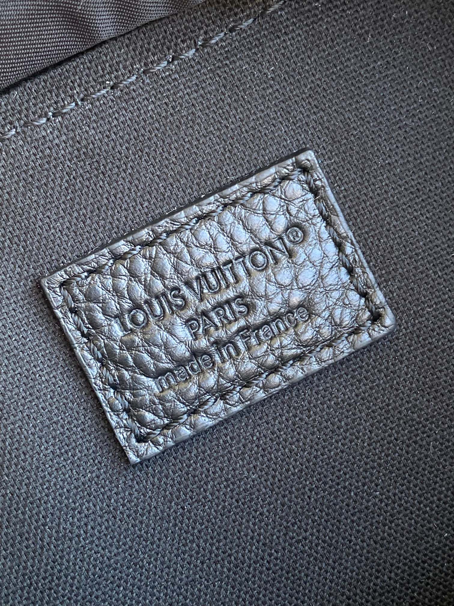 Louis Vuitton Montsouris Backpack Denim Washed Black M14135 9 a1755417016979 2272
