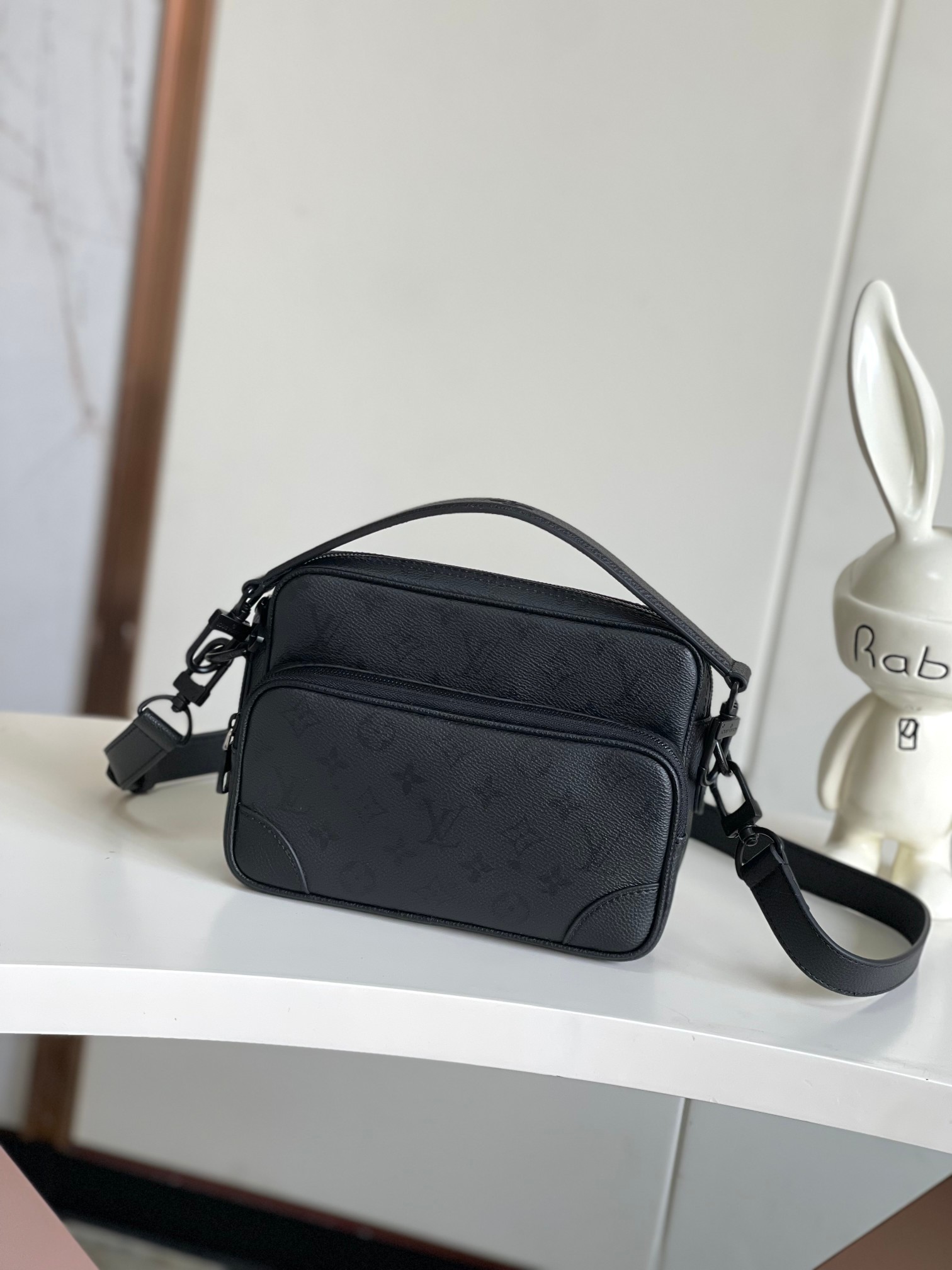 P450 [Haiyuan Overseas Singles, Dushi Home Photography] M26783, chip 163c de semiacero. Este bolso bandolera Nil está c…