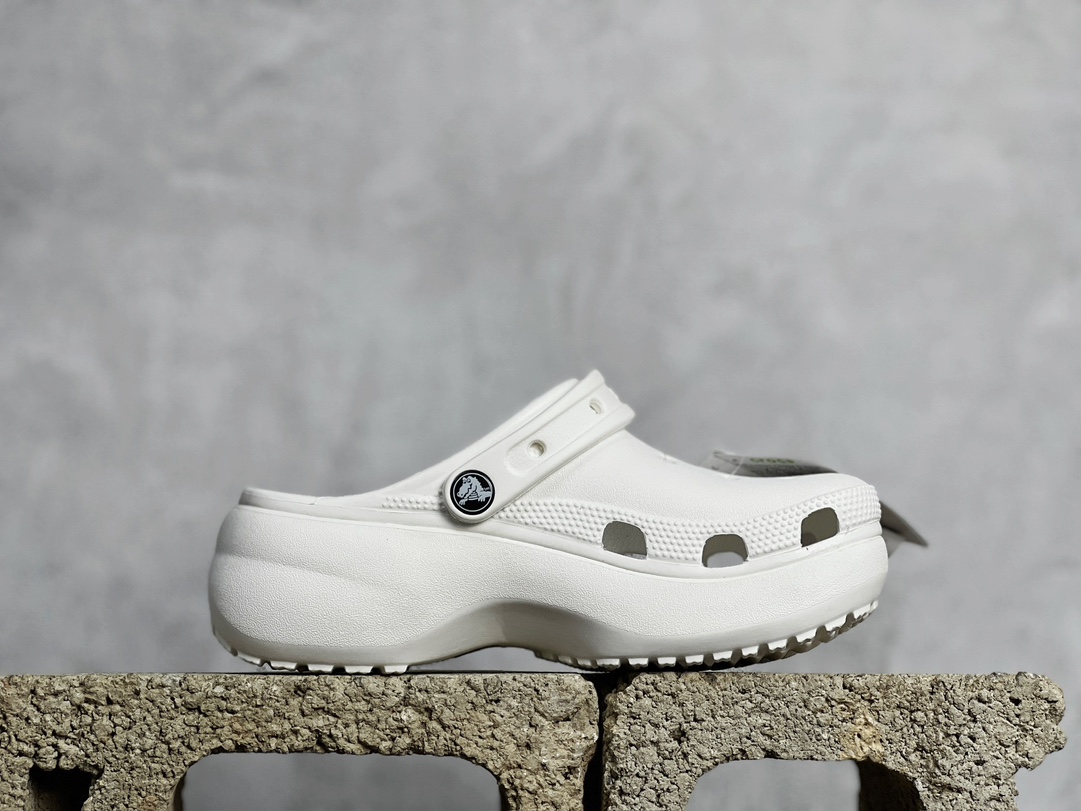 110 Crocs卡骆驰Classic clog 经典云朵 克骆格复古沙滩洞洞鞋