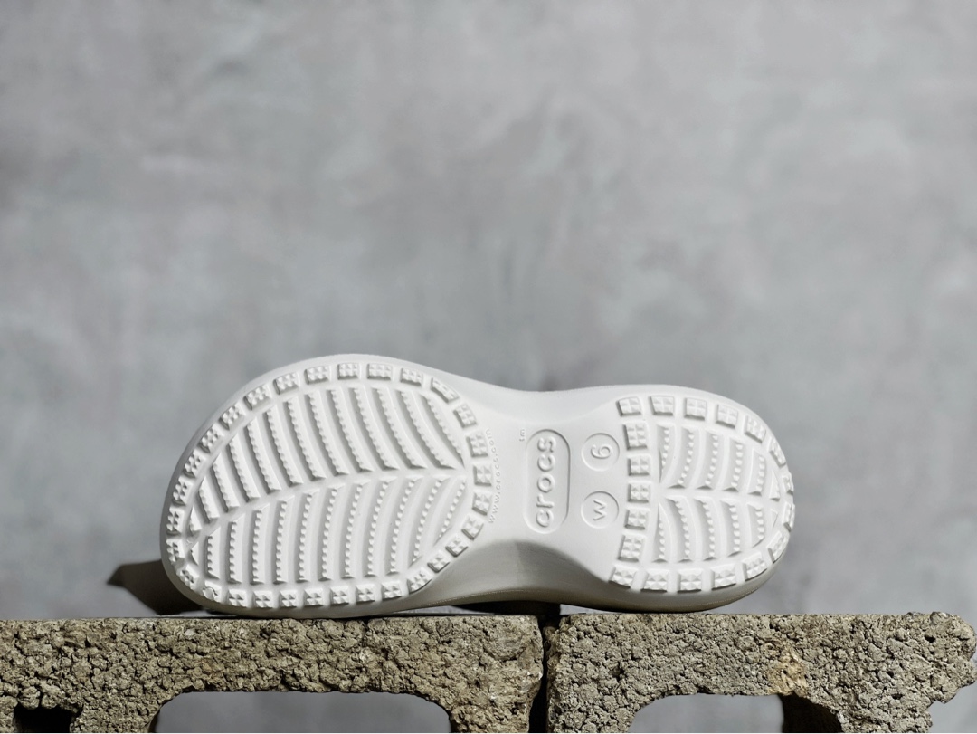 110 Crocs卡骆驰Classic clog 经典云朵 克骆格复古沙滩洞洞鞋