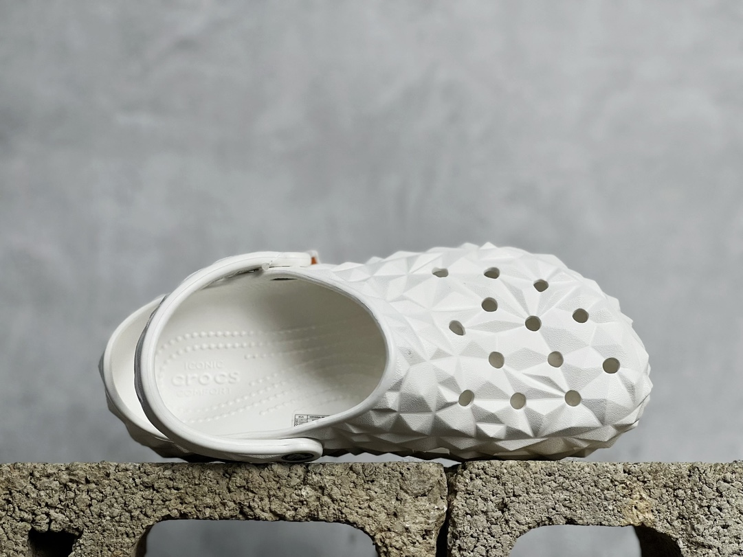 100 Crocs卡骆驰 经典榴莲洞洞鞋凉鞋 透明防水袋包装