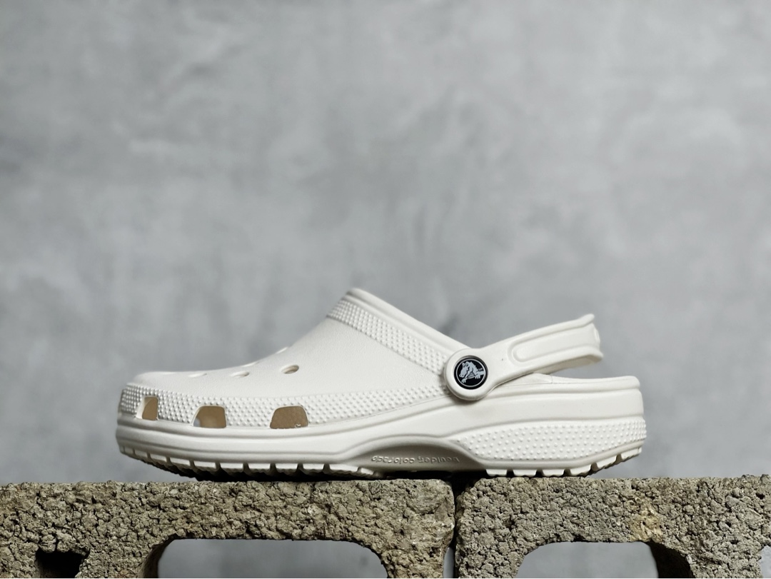 100 Crocs 卡骆驰 明星上脚同款 经夏季经典两用沙滩洞洞鞋 凉鞋拖鞋 透明防水袋包装