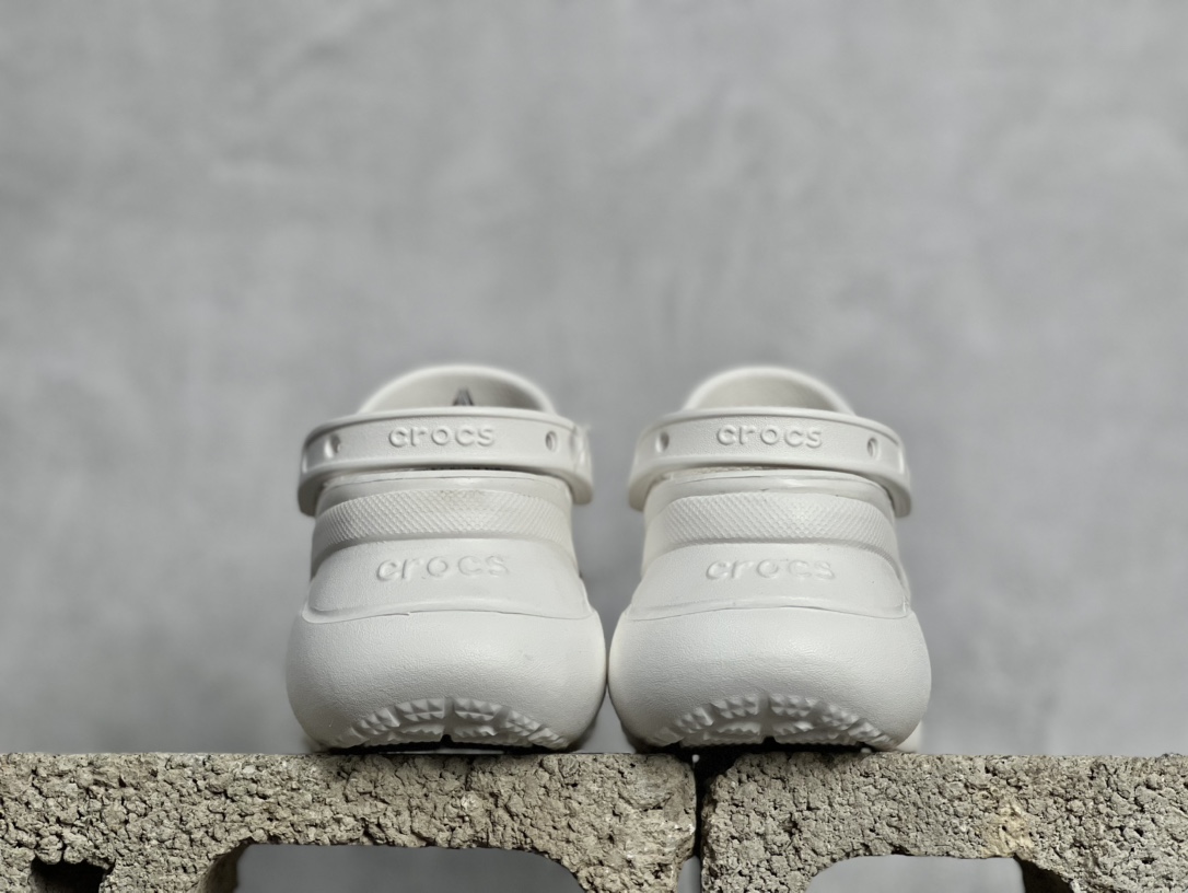 120  Crocs卡骆驰Classic clog小鲸鱼复古克骆格舒适时尚 洞洞凉鞋   透明防水袋包装