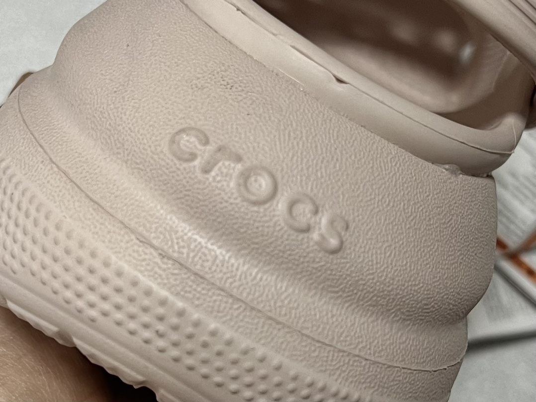120  Crocs 卡骆驰 明星上脚同款 经夏季两用沙滩洞洞鞋 凉鞋拖鞋 泡芙款 石英粉 透明防水袋包装