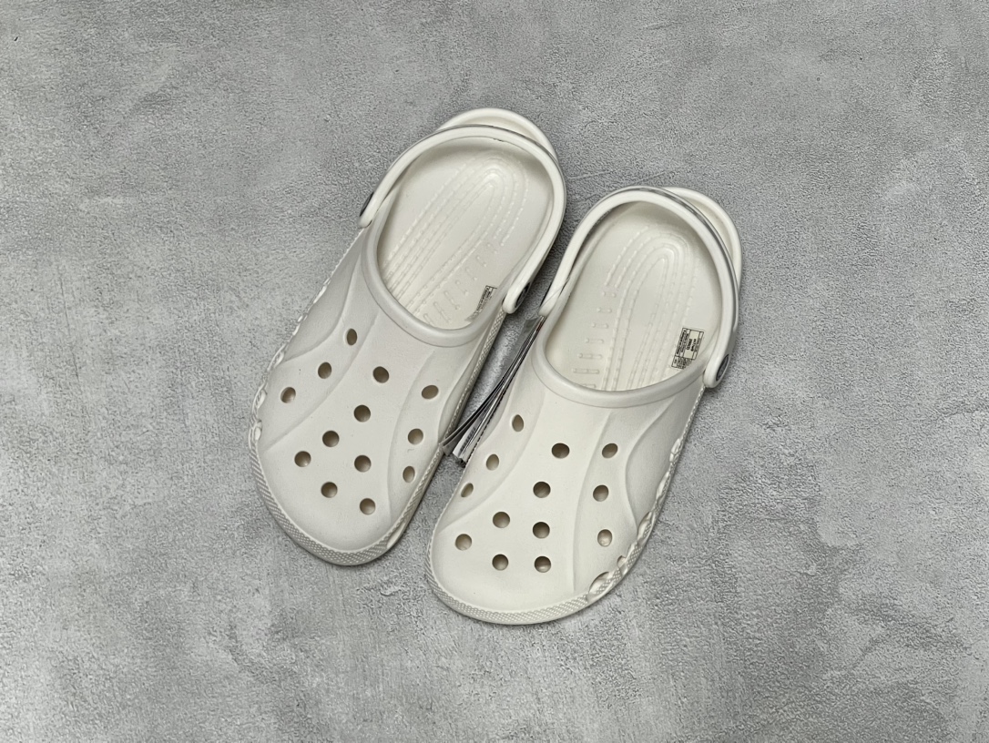 100  Crocs卡骆驰Classic clog透气洞洞运动凉鞋 明星贝雅 经夏季经典两用沙滩洞洞鞋 凉鞋拖鞋 透明防水袋包装