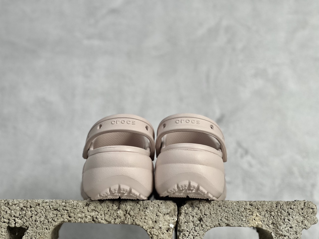 110 Crocs卡骆驰Classic clog 经典云朵 克骆格复古沙滩洞洞鞋 石英粉 透明防水袋包装