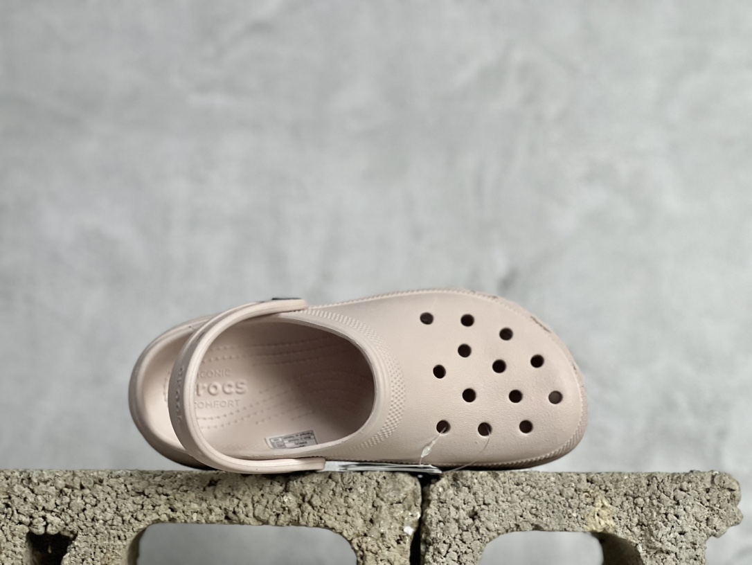 110 Crocs卡骆驰Classic clog 经典云朵 克骆格复古沙滩洞洞鞋 石英粉 透明防水袋包装