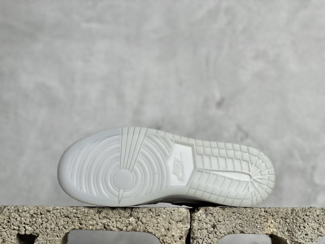 特价放店私福利特价专供平台专供奥莱正品订单AirJordan1Low/Mid16色不流通安福市场的东西播