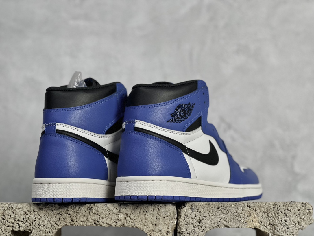 福利AirJordan1OGAJ1乔1小闪电黑白蓝555088-403尺码40.444.545