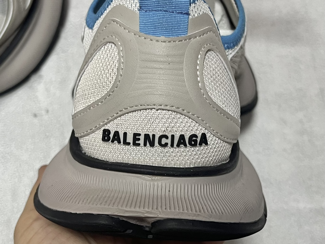 Gt纯原Balenciaga巴黎世家系带低帮生活休闲鞋巴黎十二代半采用超细纤维和网布其前卫的设计夸张的体