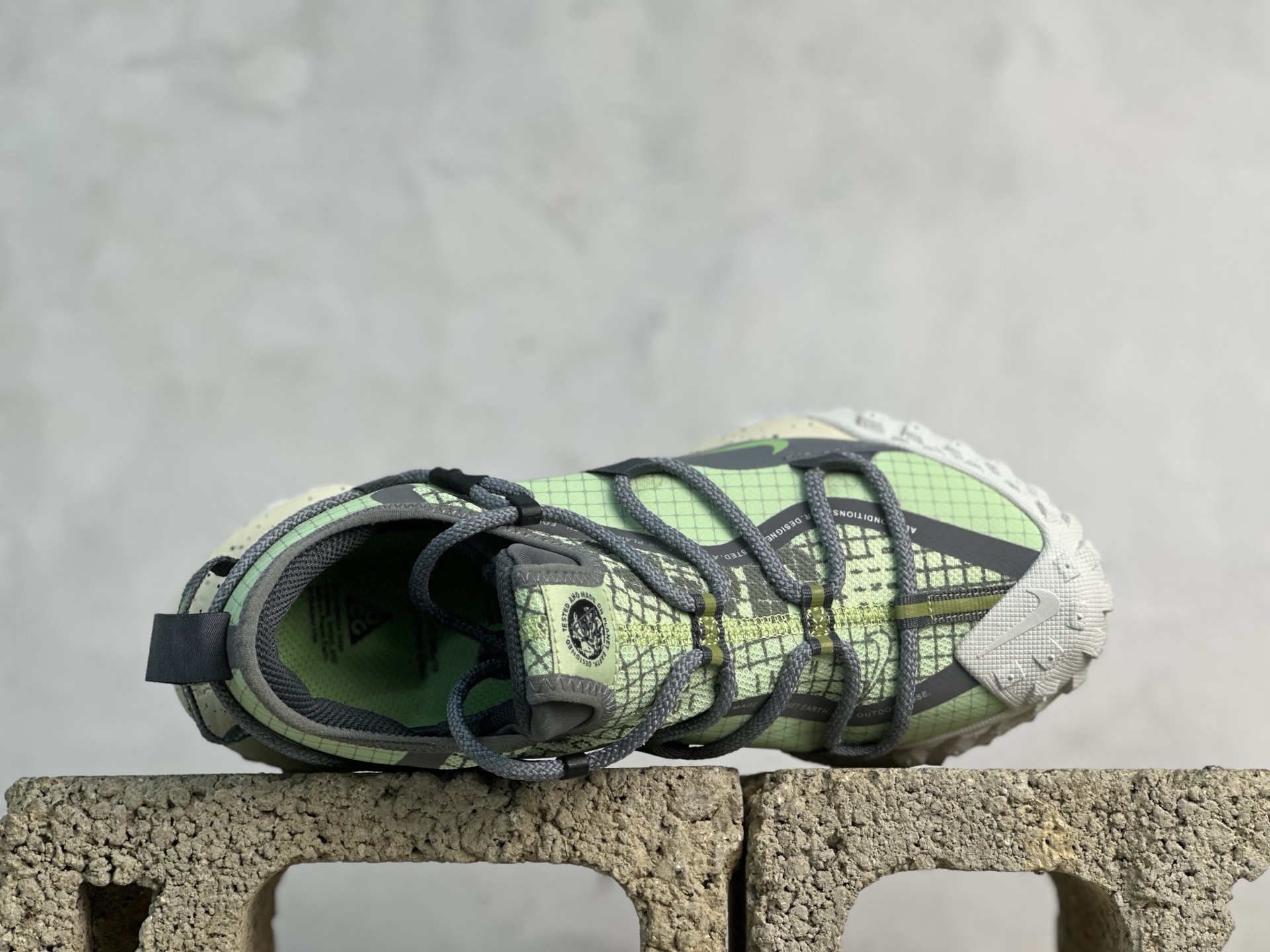 Nk ACG Mountain Fly Low GTX SE 户外登山运动鞋 DD2861-008-莆田鞋,莆田鞋货源,高仿鞋,高仿鞋货源,安福档口,莆田高仿鞋,莆田鞋批发,高仿鞋批发,莆田高仿运动鞋,高仿运动鞋,莆田运动鞋 Nk ACG Mountain Fly Low GTX SE 户外登山运动鞋 DD2861-008