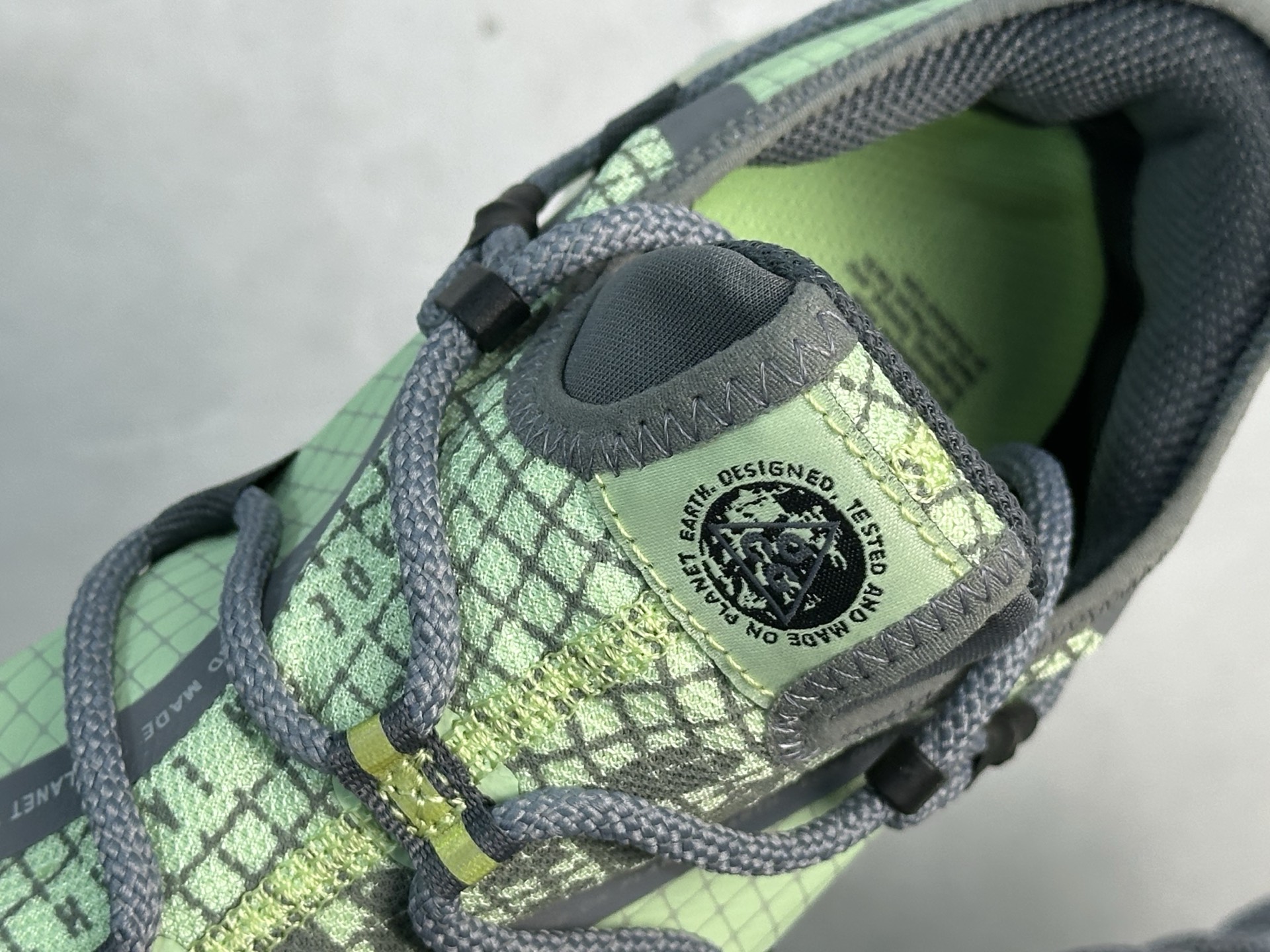 Nk ACG Mountain Fly Low GTX SE 户外登山运动鞋 DD2861-008-莆田鞋,莆田鞋货源,高仿鞋,高仿鞋货源,安福档口,莆田高仿鞋,莆田鞋批发,高仿鞋批发,莆田高仿运动鞋,高仿运动鞋,莆田运动鞋 Nk ACG Mountain Fly Low GTX SE 户外登山运动鞋 DD2861-008