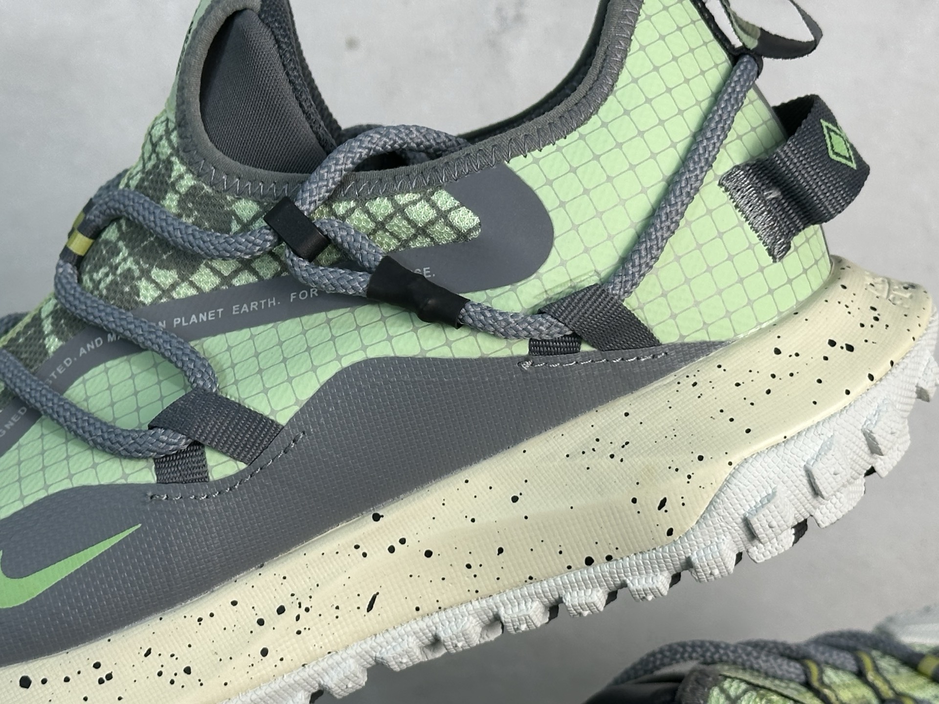 Nk ACG Mountain Fly Low GTX SE 户外登山运动鞋 DD2861-008-莆田鞋,莆田鞋货源,高仿鞋,高仿鞋货源,安福档口,莆田高仿鞋,莆田鞋批发,高仿鞋批发,莆田高仿运动鞋,高仿运动鞋,莆田运动鞋 Nk ACG Mountain Fly Low GTX SE 户外登山运动鞋 DD2861-008