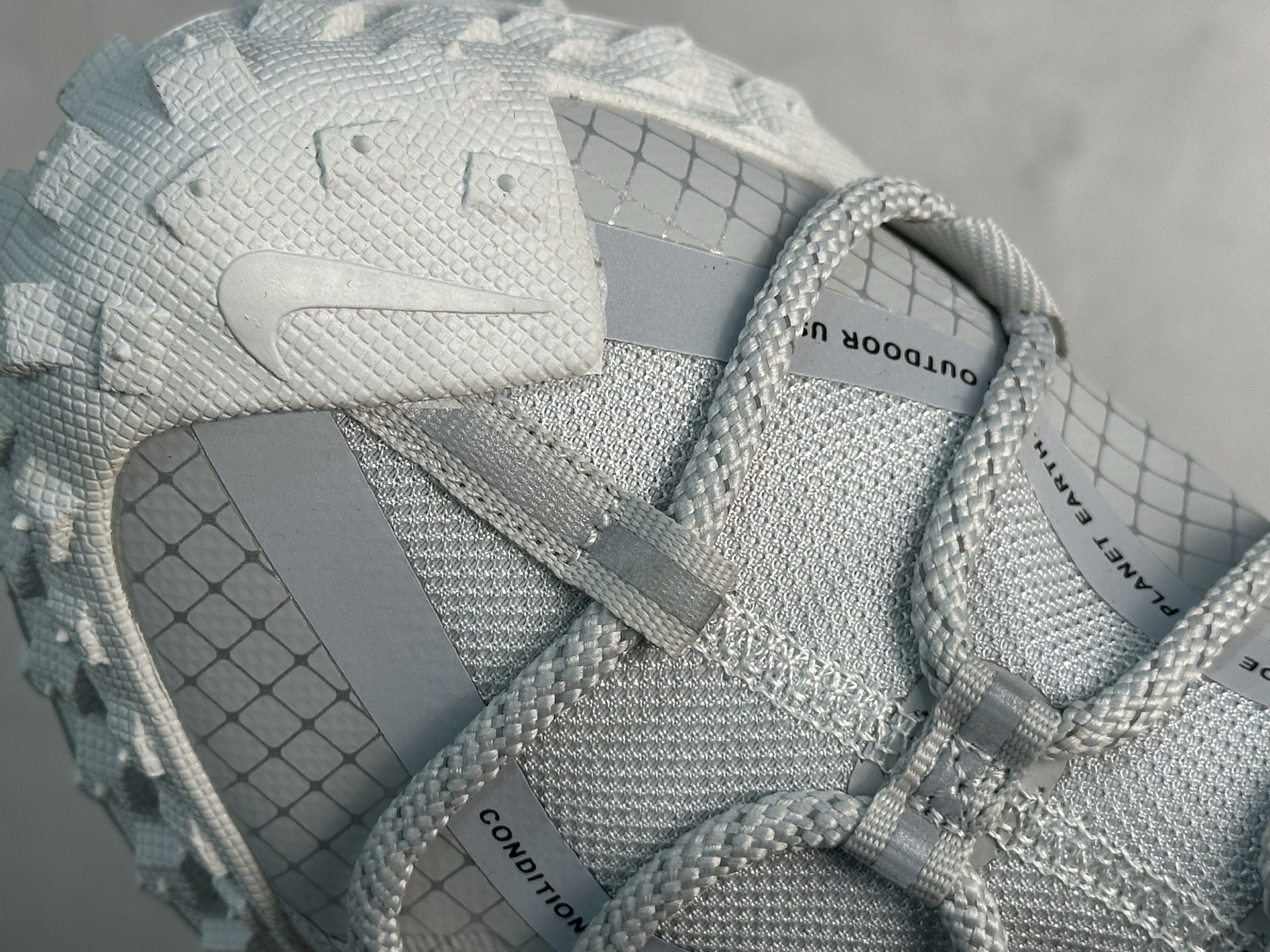 Nk ACG Mountain Fly Low GTX SE 户外登山运动鞋 DX6675-001-莆田鞋,莆田鞋货源,高仿鞋,高仿鞋货源,安福档口,莆田高仿鞋,莆田鞋批发,高仿鞋批发,莆田高仿运动鞋,高仿运动鞋,莆田运动鞋 Nk ACG Mountain Fly Low GTX SE 户外登山运动鞋 DX6675-001