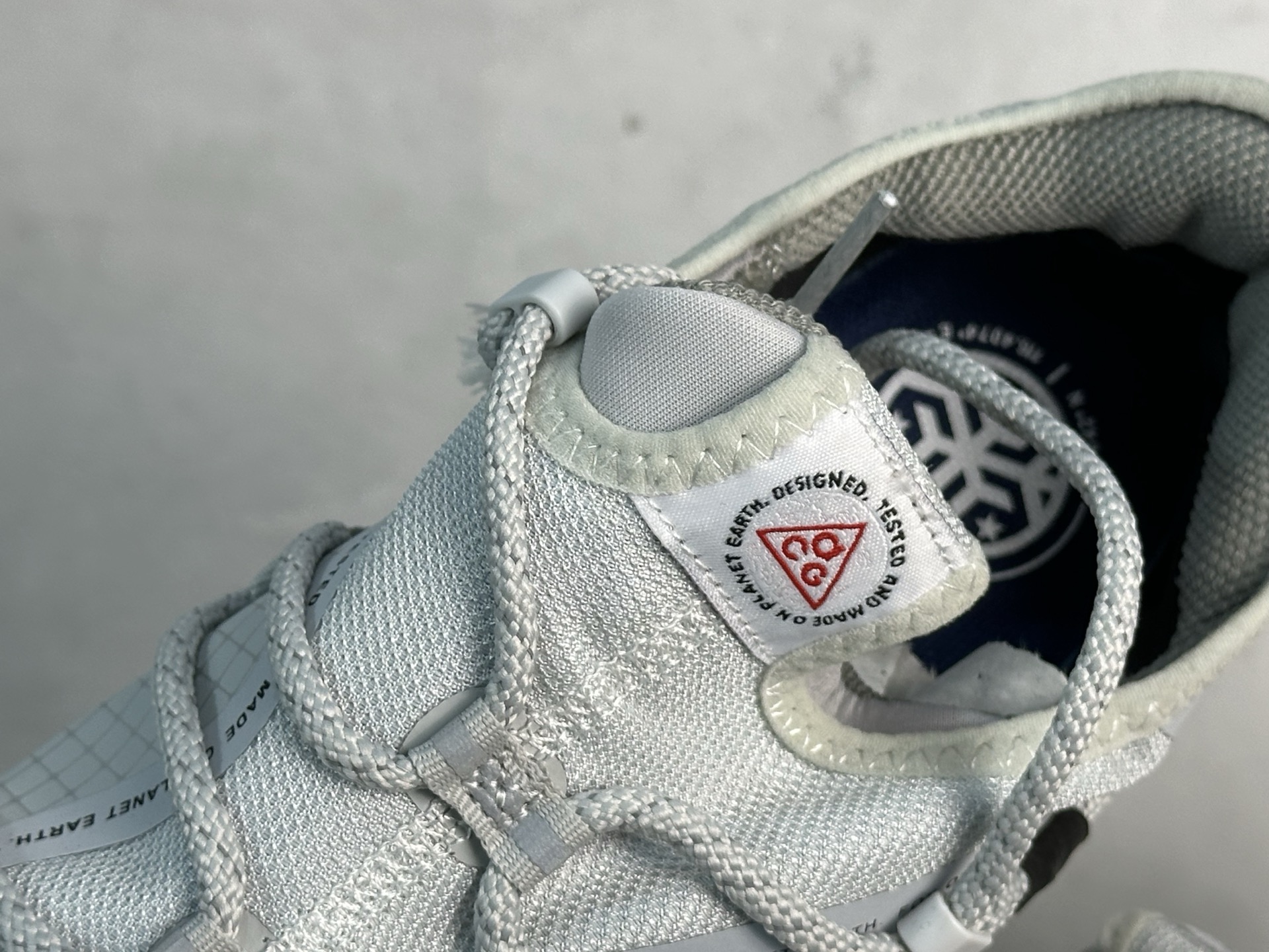 Nk ACG Mountain Fly Low GTX SE 户外登山运动鞋 DX6675-001-莆田鞋,莆田鞋货源,高仿鞋,高仿鞋货源,安福档口,莆田高仿鞋,莆田鞋批发,高仿鞋批发,莆田高仿运动鞋,高仿运动鞋,莆田运动鞋 Nk ACG Mountain Fly Low GTX SE 户外登山运动鞋 DX6675-001