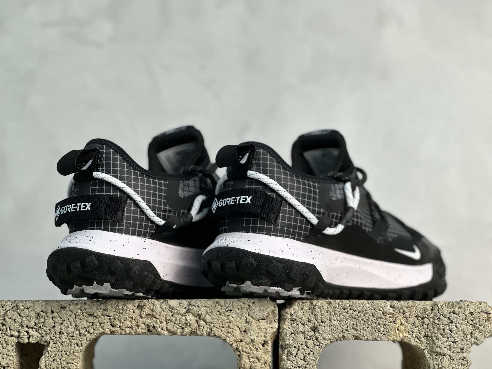 Nk ACG Mountain Fly Low GTX SE 户外登山运动鞋 DC9554-500-莆田鞋,莆田鞋货源,高仿鞋,高仿鞋货源,安福档口,莆田高仿鞋,莆田鞋批发,高仿鞋批发,莆田高仿运动鞋,高仿运动鞋,莆田运动鞋 Nk ACG Mountain Fly Low GTX SE 户外登山运动鞋 DC9554-500