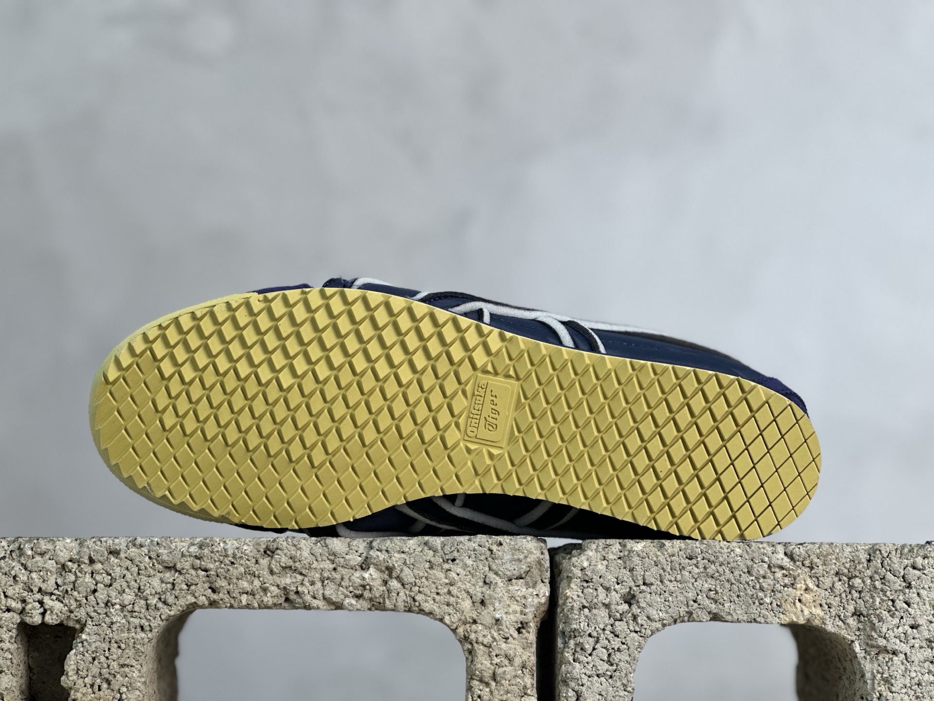 鬼塚虎/Onitsuka Tiger Mexico 66 SD 墨西哥升级版系列低帮复古经典虎爪百搭休闲皮革慢跑鞋 蓝色 海绵