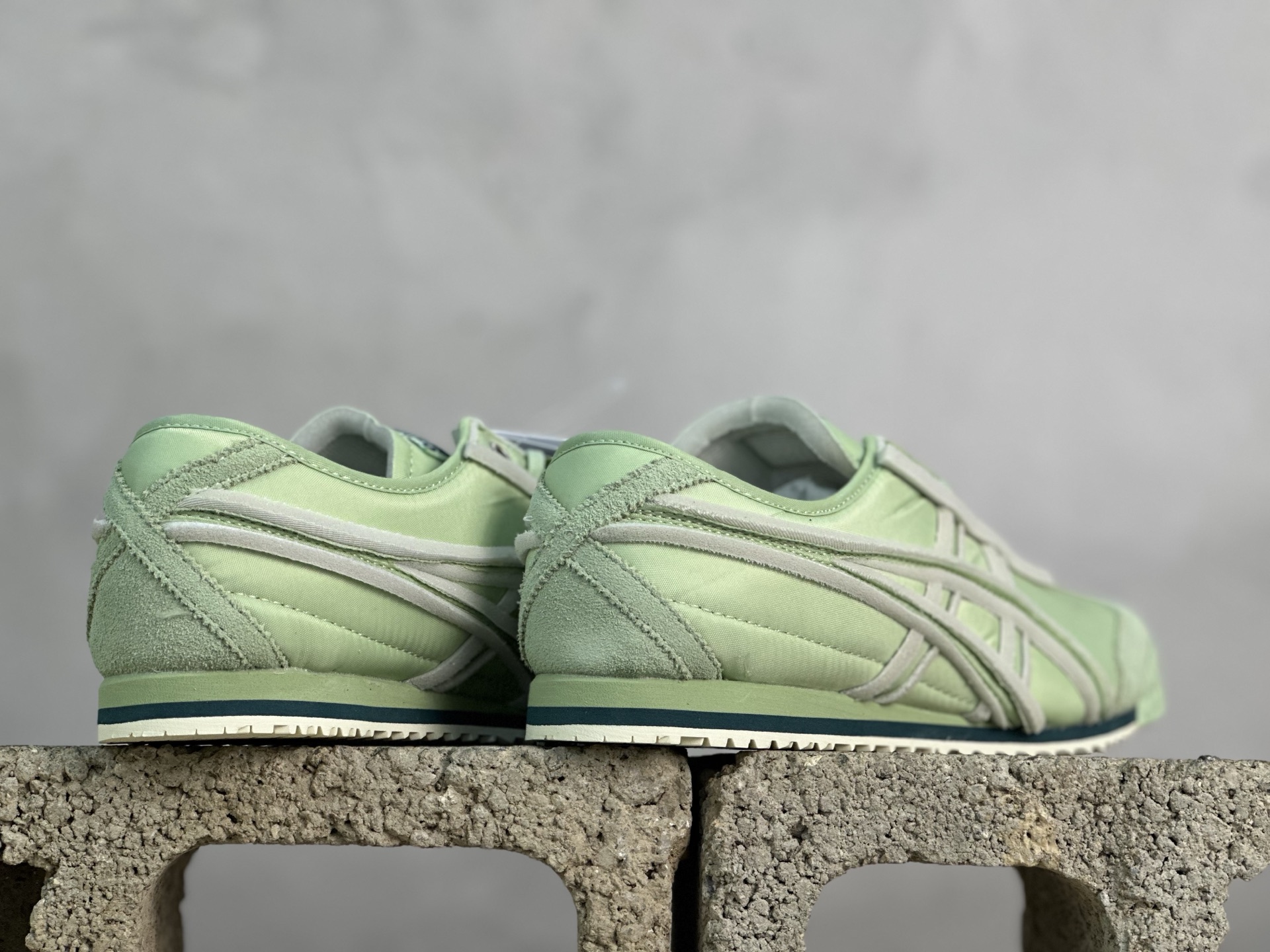 170 鬼塚虎/Onitsuka Tiger Mexico 66 SD 墨西哥升级版系列低帮复古经典虎爪百搭休闲皮革慢跑鞋 绿色 海绵