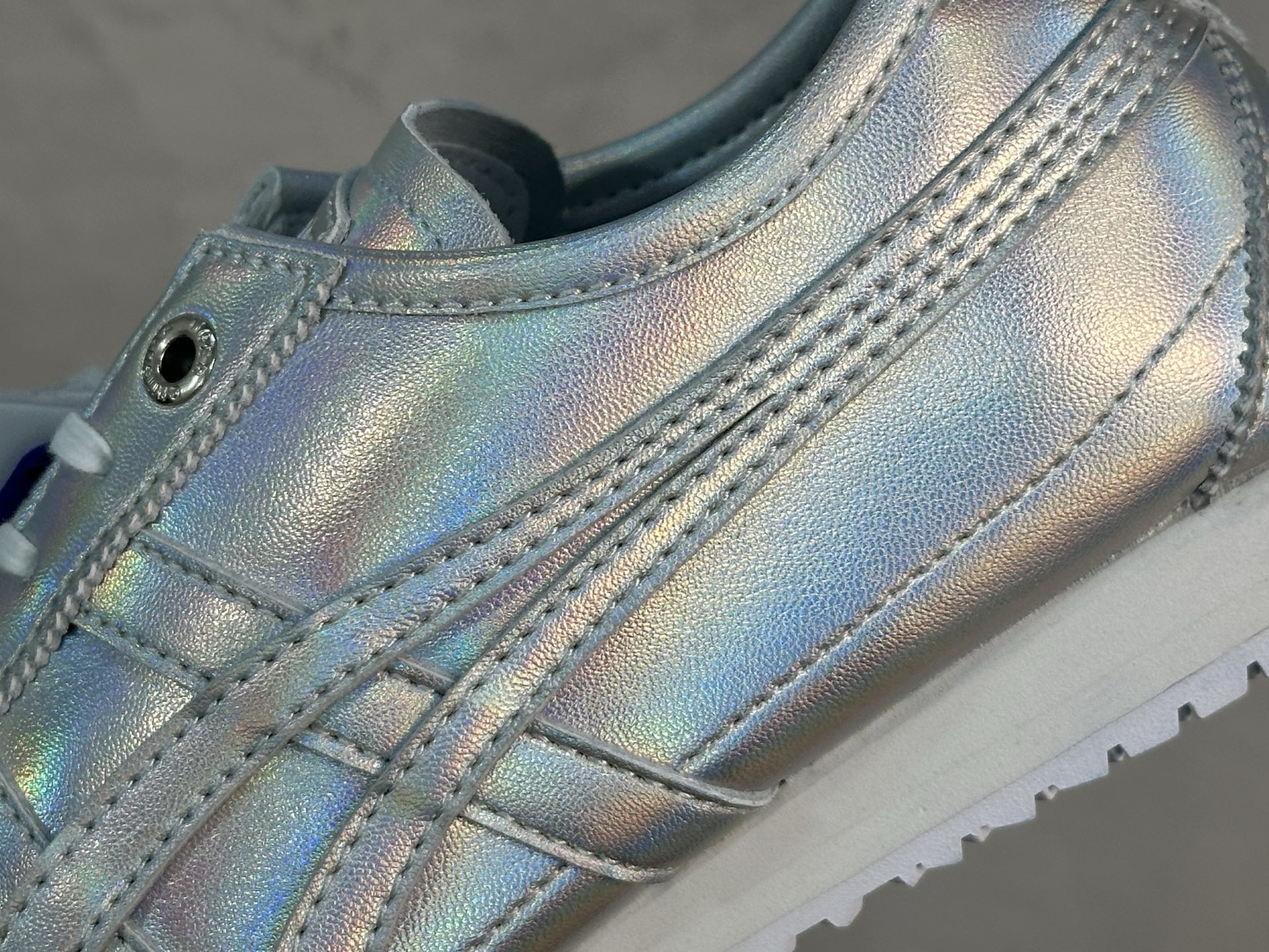 鬼塚虎/Onitsuka Tiger Mexico 66 SD 墨西哥升级版系列低帮复古经典虎爪百搭休闲皮革慢跑鞋 镭射银