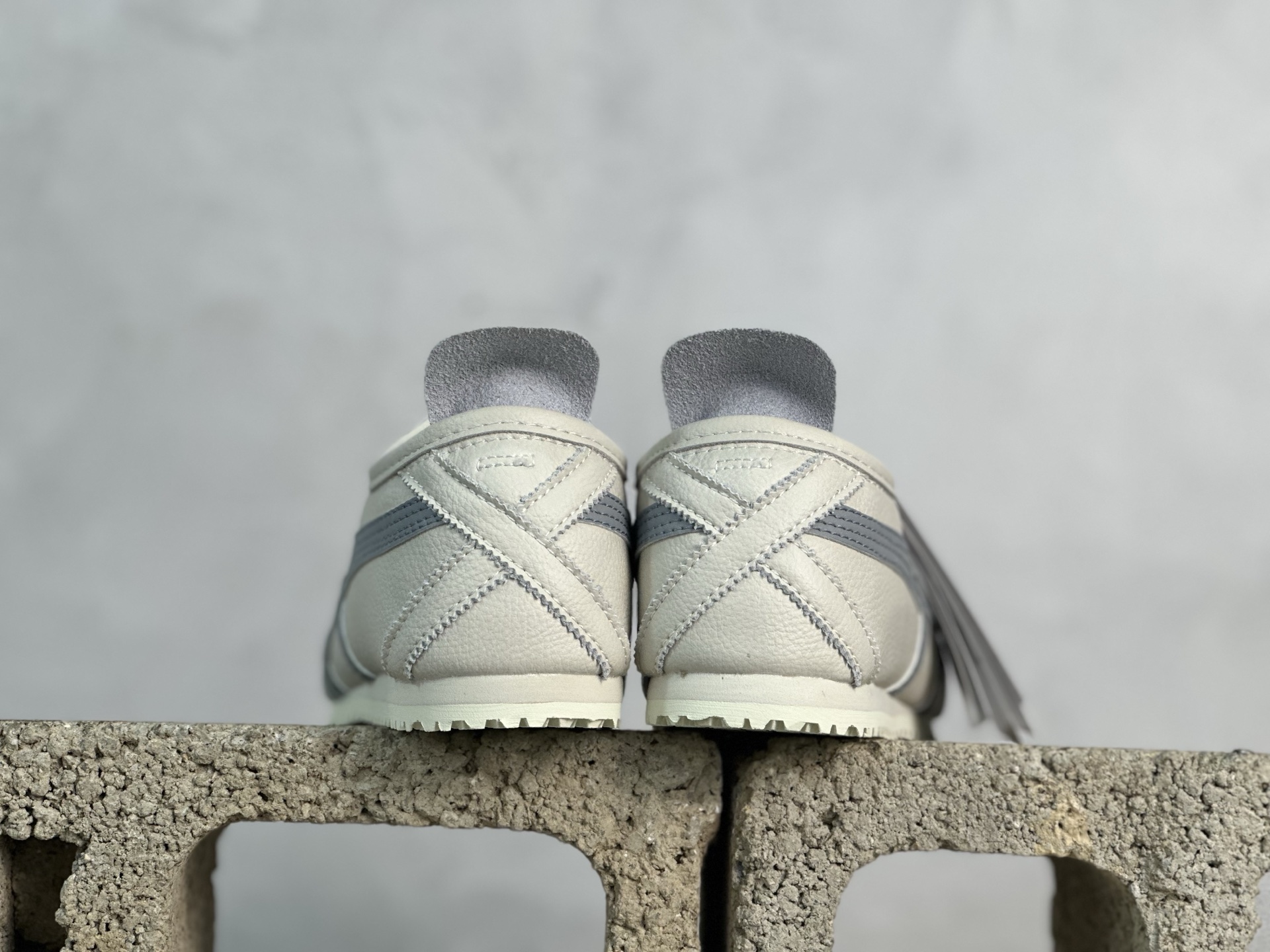 ASICS Tiger Mexico 66 天猫专供 亚瑟士 原装头层皮 鬼冢虎阿斯克斯经典休闲跑鞋