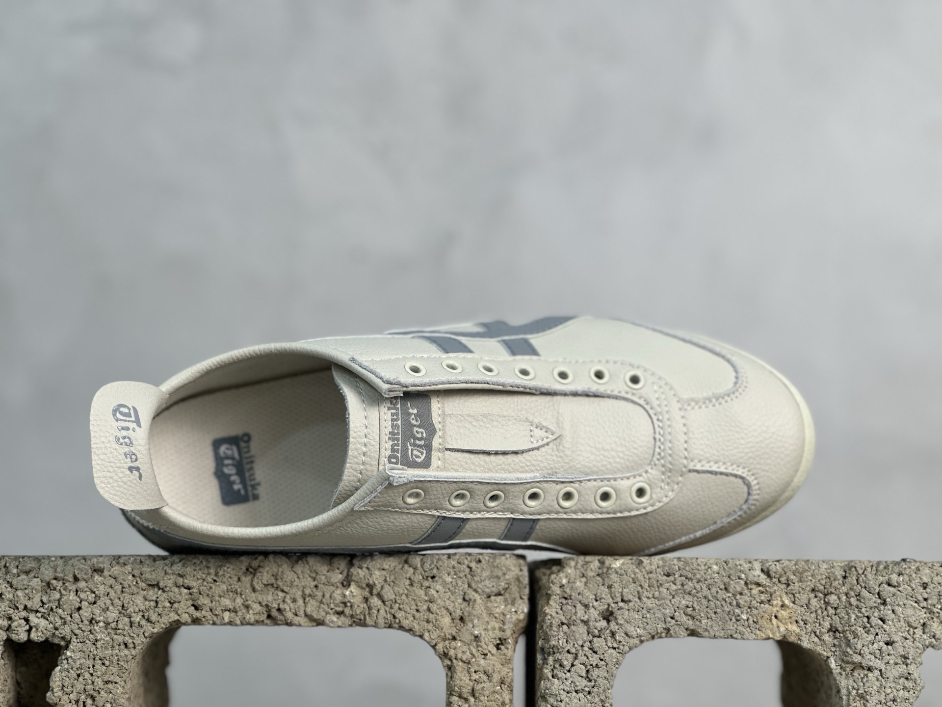 ASICS Tiger Mexico 66 天猫专供 亚瑟士 原装头层皮 鬼冢虎阿斯克斯经典休闲跑鞋