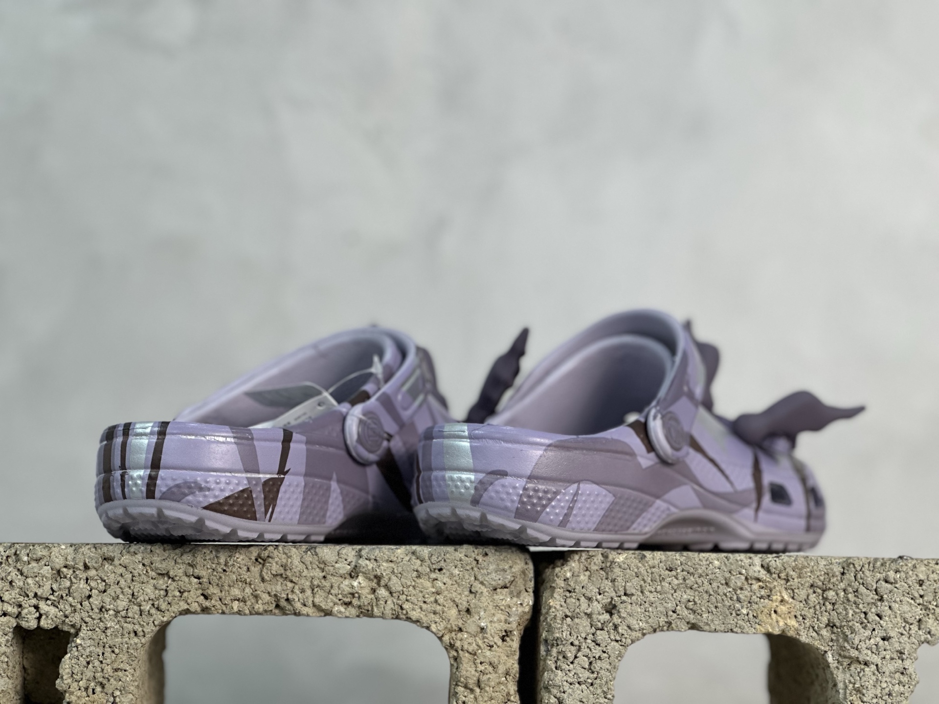 卡洛驰陈冠希CLOT荆棘外星人联名CROCS洞洞鞋