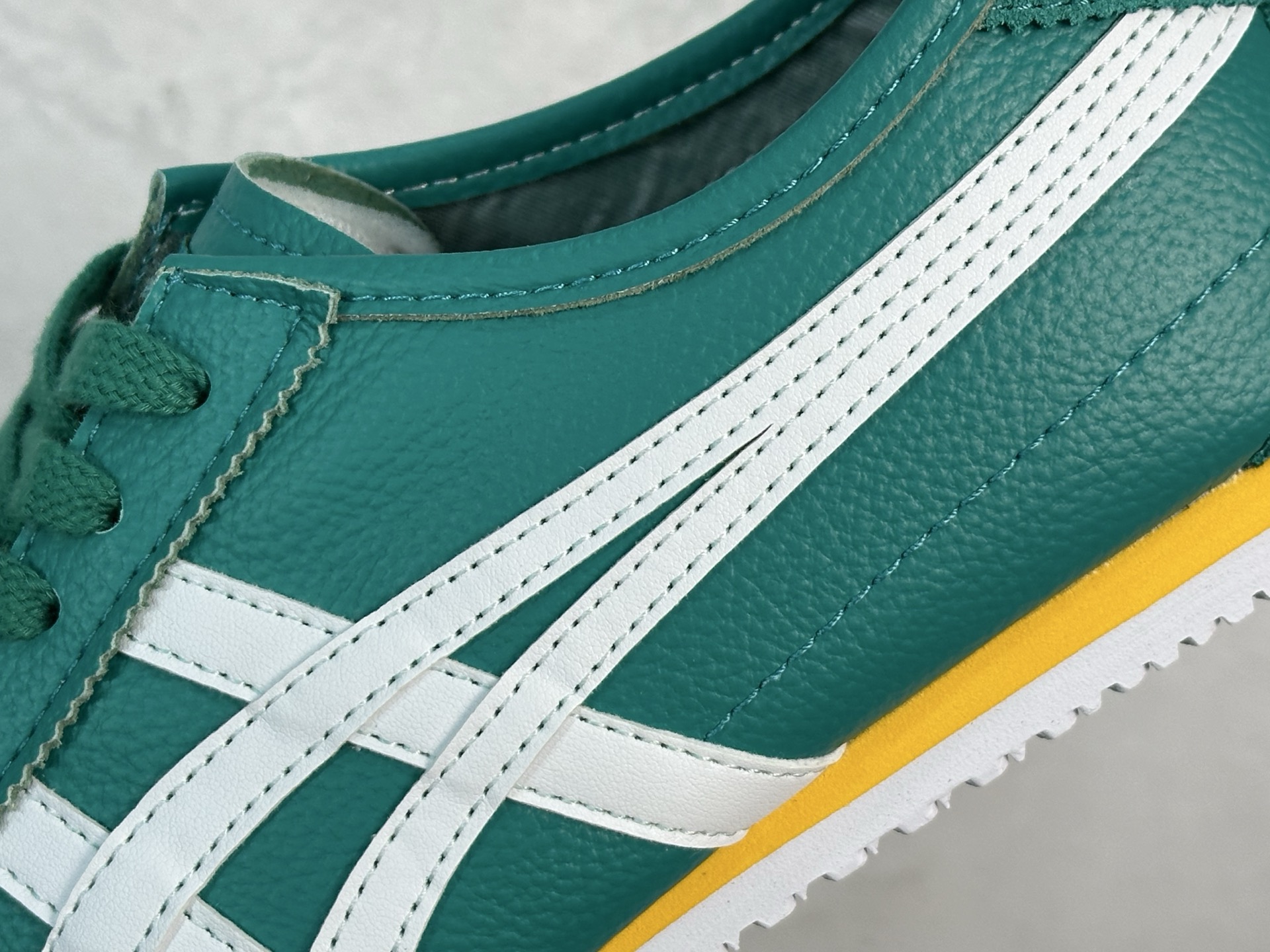 ASICS Tiger Mexico 66 天猫专供 亚瑟士 鬼冢虎阿斯克斯经典休闲跑鞋 皮面 1183B771-300