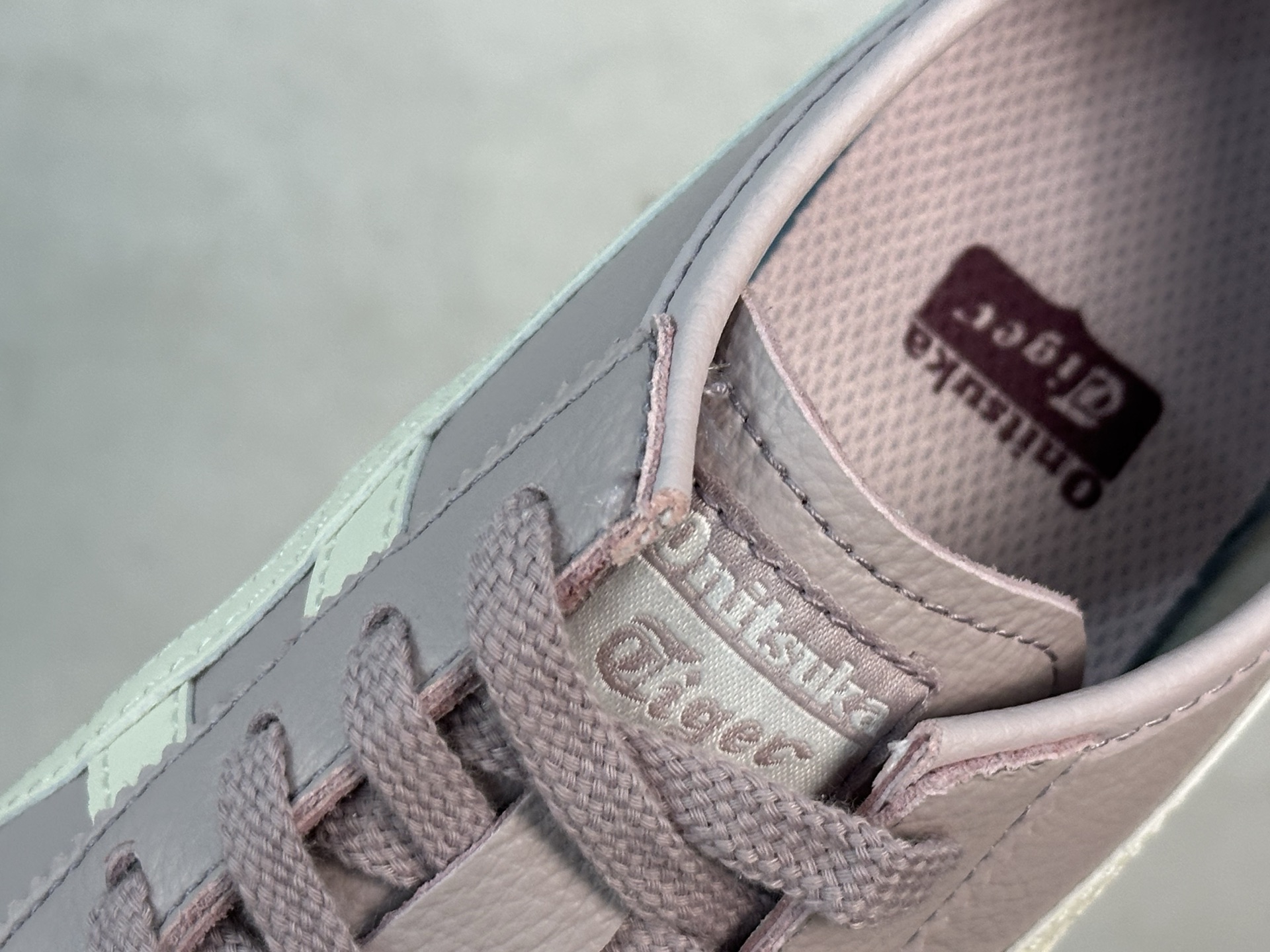 ASICS Tiger Mexico 66 天猫专供 亚瑟士 鬼冢虎阿斯克斯经典休闲跑鞋 皮面 1183B771-703 头层皮面-莆田鞋,莆田鞋货源,高仿鞋,高仿鞋货源,安福档口,莆田高仿鞋,莆田鞋批发,高仿鞋批发,莆田高仿运动鞋,高仿运动鞋,莆田运动鞋 ASICS Tiger Mexico 66 天猫专供 亚瑟士 鬼冢虎阿斯克斯经典休闲跑鞋 皮面 1183B771-703 头层皮面