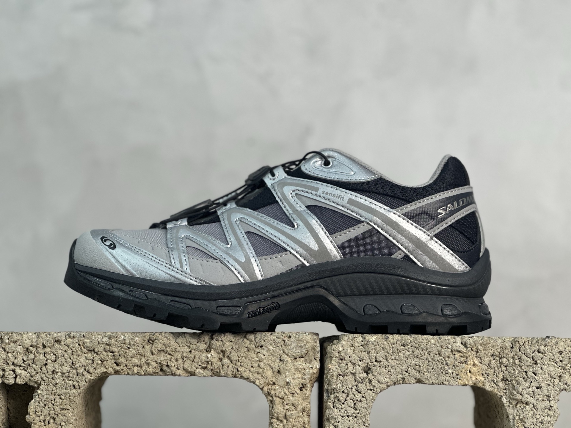 Salomon XT-Quest ADV: Trail-Ready Performance and Style 2 i1749140262997 7034 0 0
