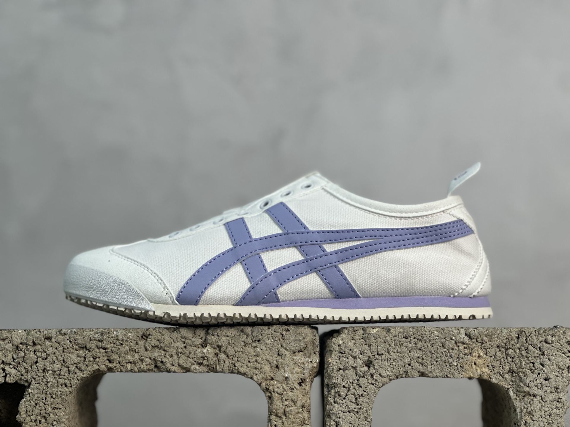 ASICS Tiger Mexico 66 天猫专供 亚瑟士 原装头层皮 鬼冢虎阿斯克斯经典休闲跑鞋-莆田鞋,莆田鞋货源,高仿鞋,高仿鞋货源,安福档口,莆田高仿鞋,莆田鞋批发,高仿鞋批发,莆田高仿运动鞋,高仿运动鞋,莆田运动鞋 ASICS Tiger Mexico 66 天猫专供 亚瑟士 原装头层皮 鬼冢虎阿斯克斯经典休闲跑鞋