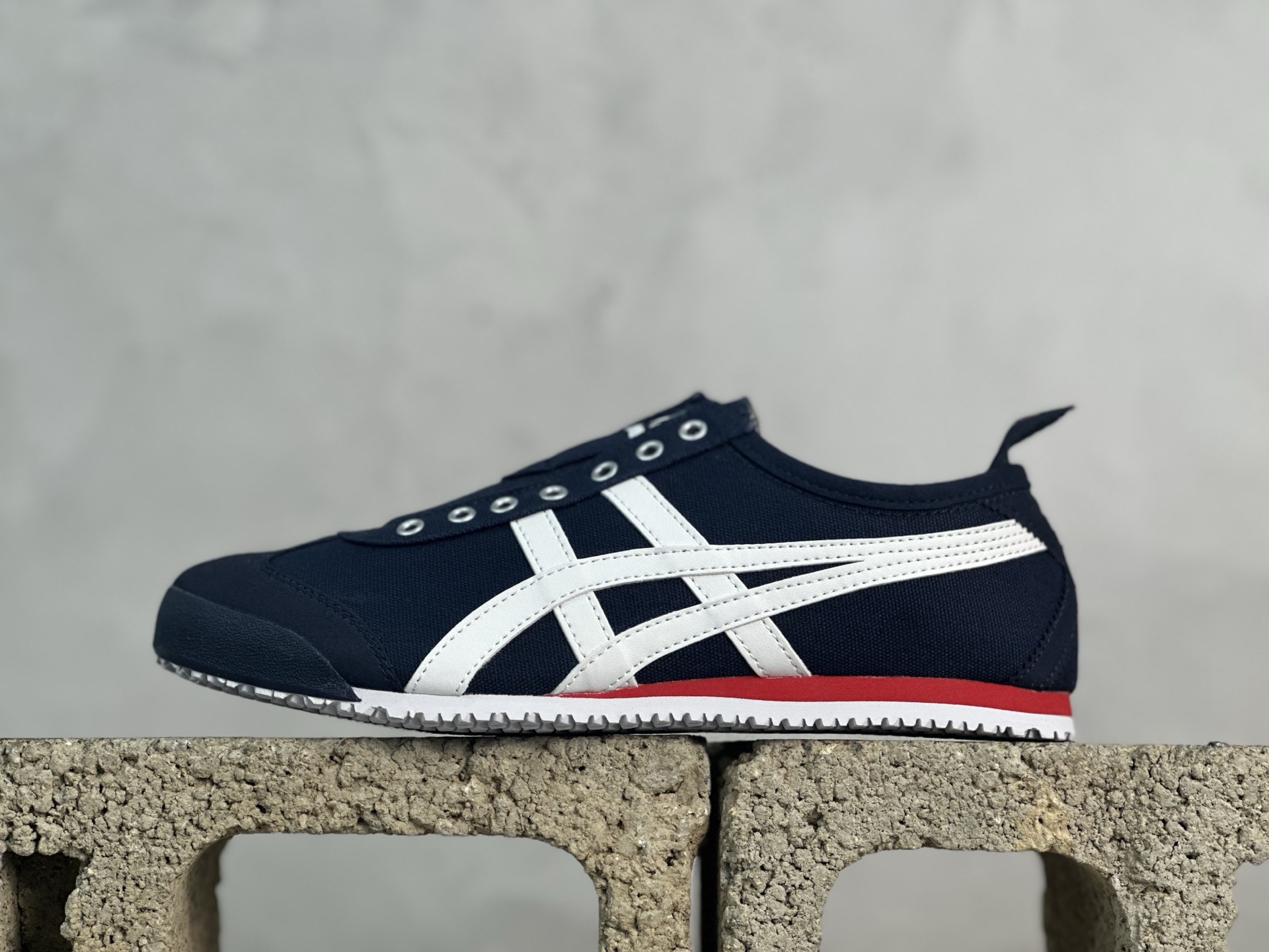 ASICS Tiger Mexico 66 天猫专供 亚瑟士 原装头层皮 鬼冢虎阿斯克斯经典休闲跑鞋-莆田鞋,莆田鞋货源,高仿鞋,高仿鞋货源,安福档口,莆田高仿鞋,莆田鞋批发,高仿鞋批发,莆田高仿运动鞋,高仿运动鞋,莆田运动鞋 ASICS Tiger Mexico 66 天猫专供 亚瑟士 原装头层皮 鬼冢虎阿斯克斯经典休闲跑鞋
