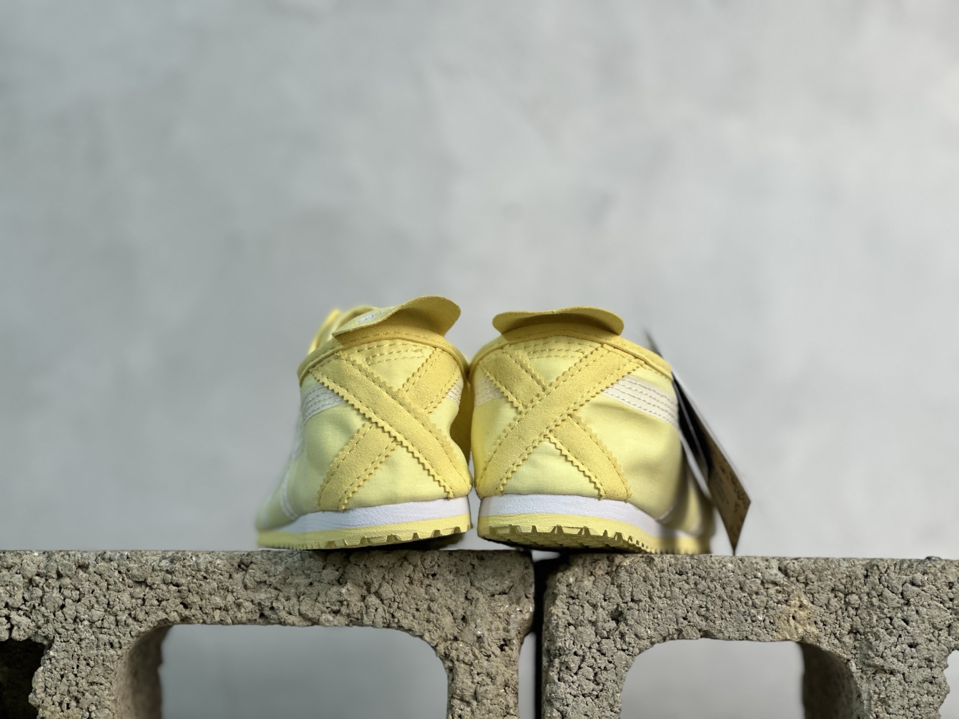 Onitsuka Tiger 鬼塚虎MEXICO 66 SLIP-ON时尚舒适防滑轻便 低帮生活休闲鞋 头层皮面-莆田鞋,莆田鞋货源,高仿鞋,高仿鞋货源,安福档口,莆田高仿鞋,莆田鞋批发,高仿鞋批发,莆田高仿运动鞋,高仿运动鞋,莆田运动鞋 Onitsuka Tiger 鬼塚虎MEXICO 66 SLIP-ON时尚舒适防滑轻便 低帮生活休闲鞋 头层皮面