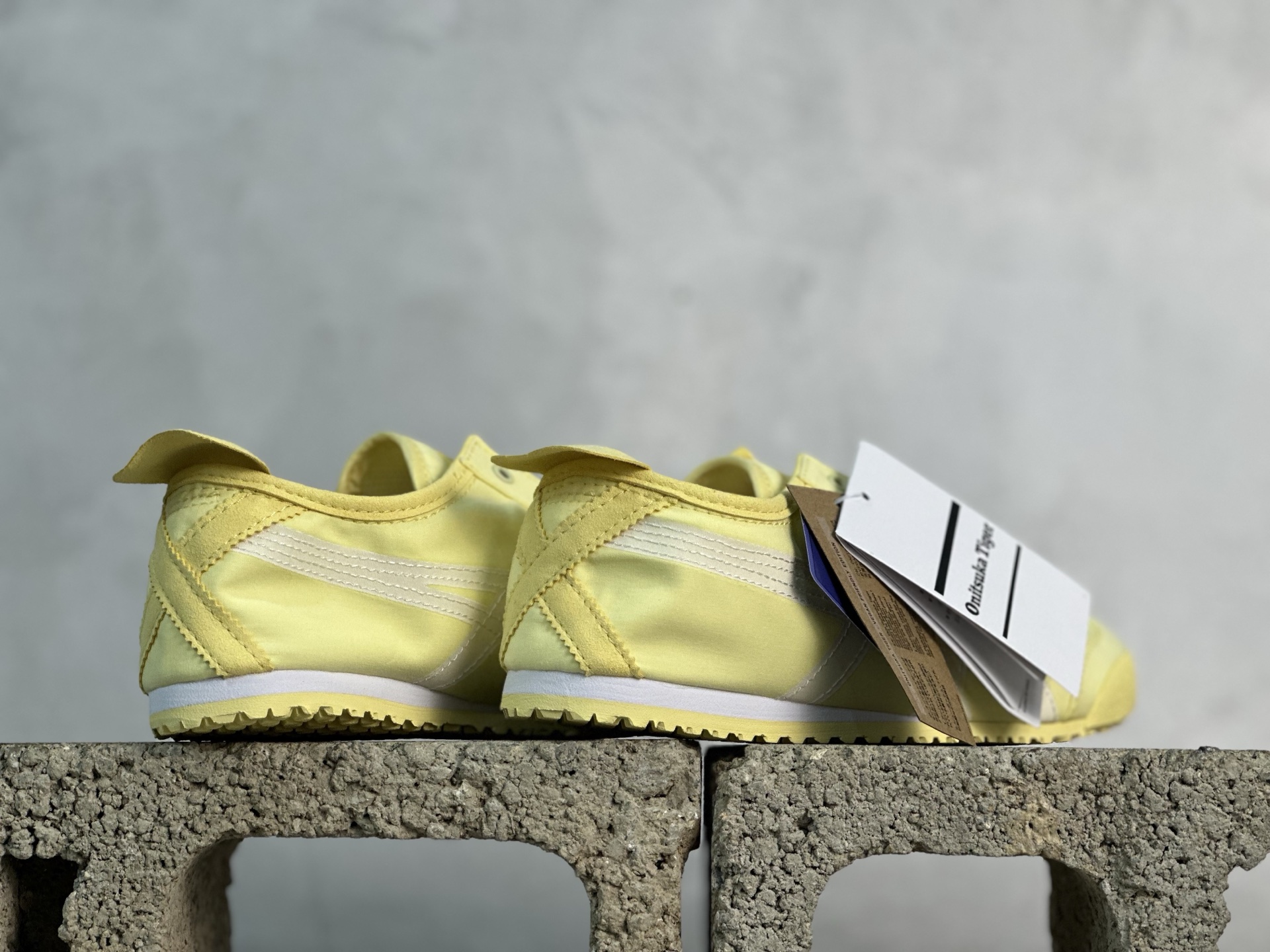 Onitsuka Tiger 鬼塚虎MEXICO 66 SLIP-ON时尚舒适防滑轻便 低帮生活休闲鞋 头层皮面-莆田鞋,莆田鞋货源,高仿鞋,高仿鞋货源,安福档口,莆田高仿鞋,莆田鞋批发,高仿鞋批发,莆田高仿运动鞋,高仿运动鞋,莆田运动鞋 Onitsuka Tiger 鬼塚虎MEXICO 66 SLIP-ON时尚舒适防滑轻便 低帮生活休闲鞋 头层皮面